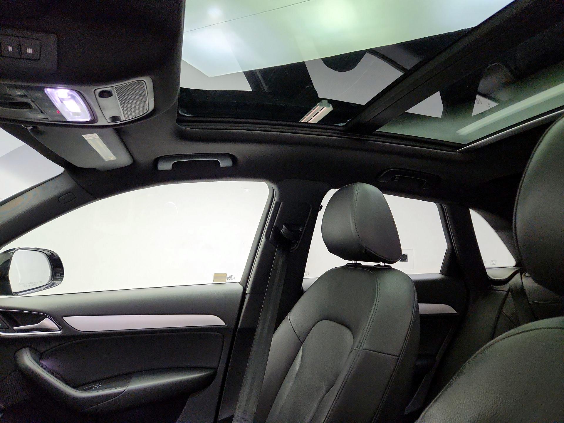 Thumbnail: 2017 Audi Q3 - 19