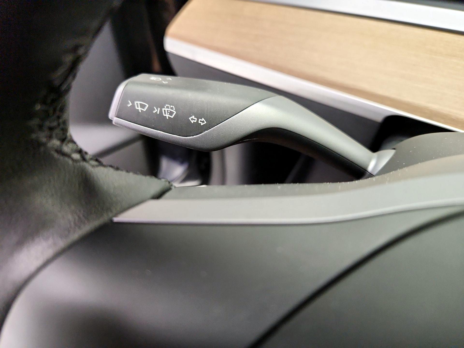 Thumbnail: 2023 Tesla Model 3 - 13