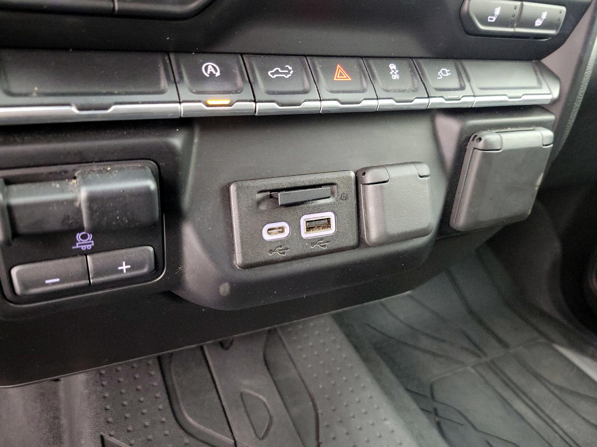 Thumbnail: 2019 Chevrolet Silverado 1500 - 18