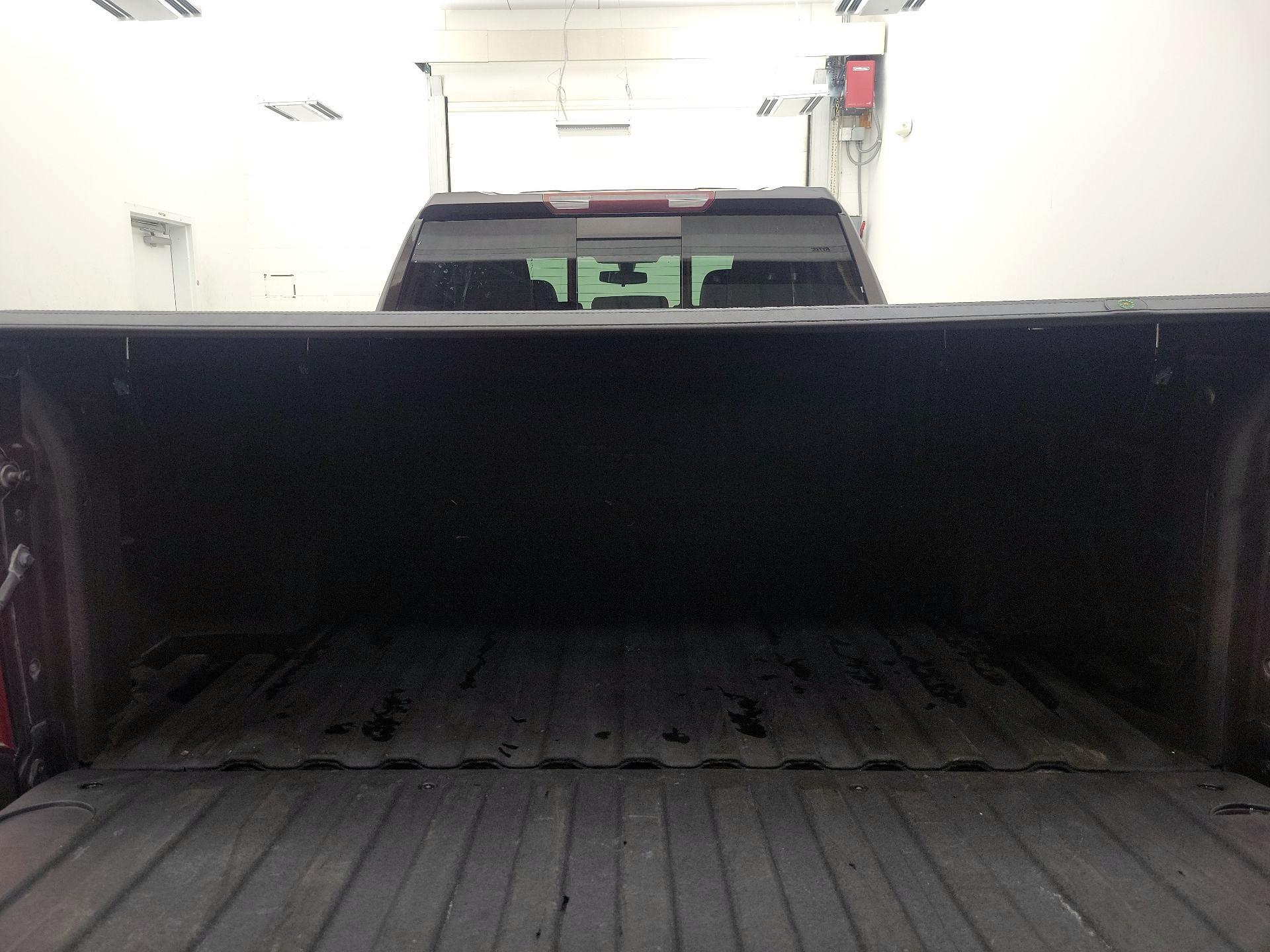 Thumbnail: 2019 Chevrolet Silverado 1500 - 20