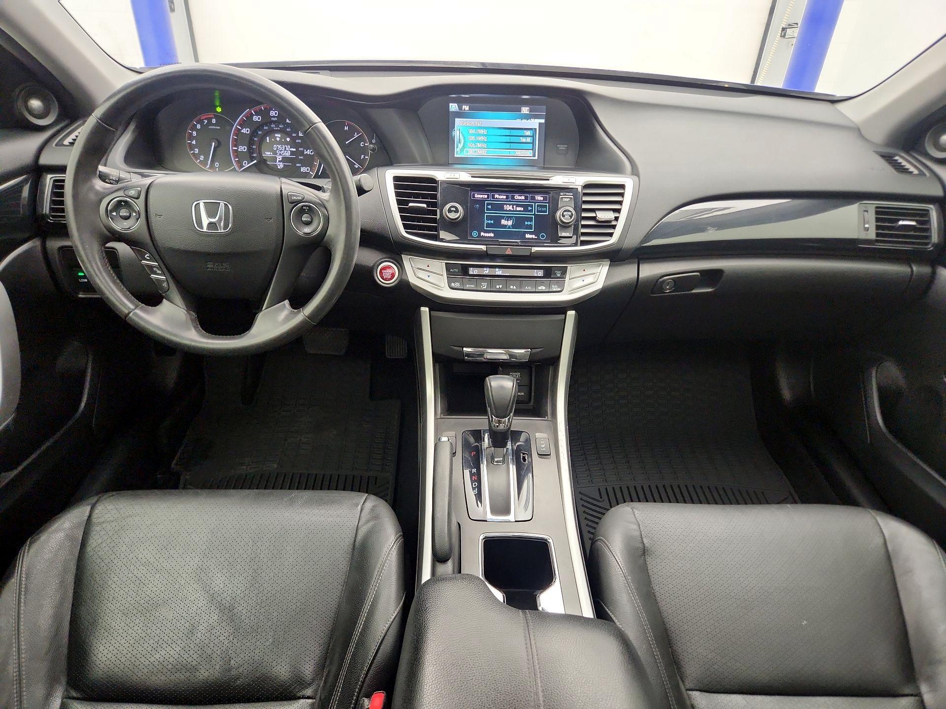 Thumbnail: 2015 Honda Accord - 9