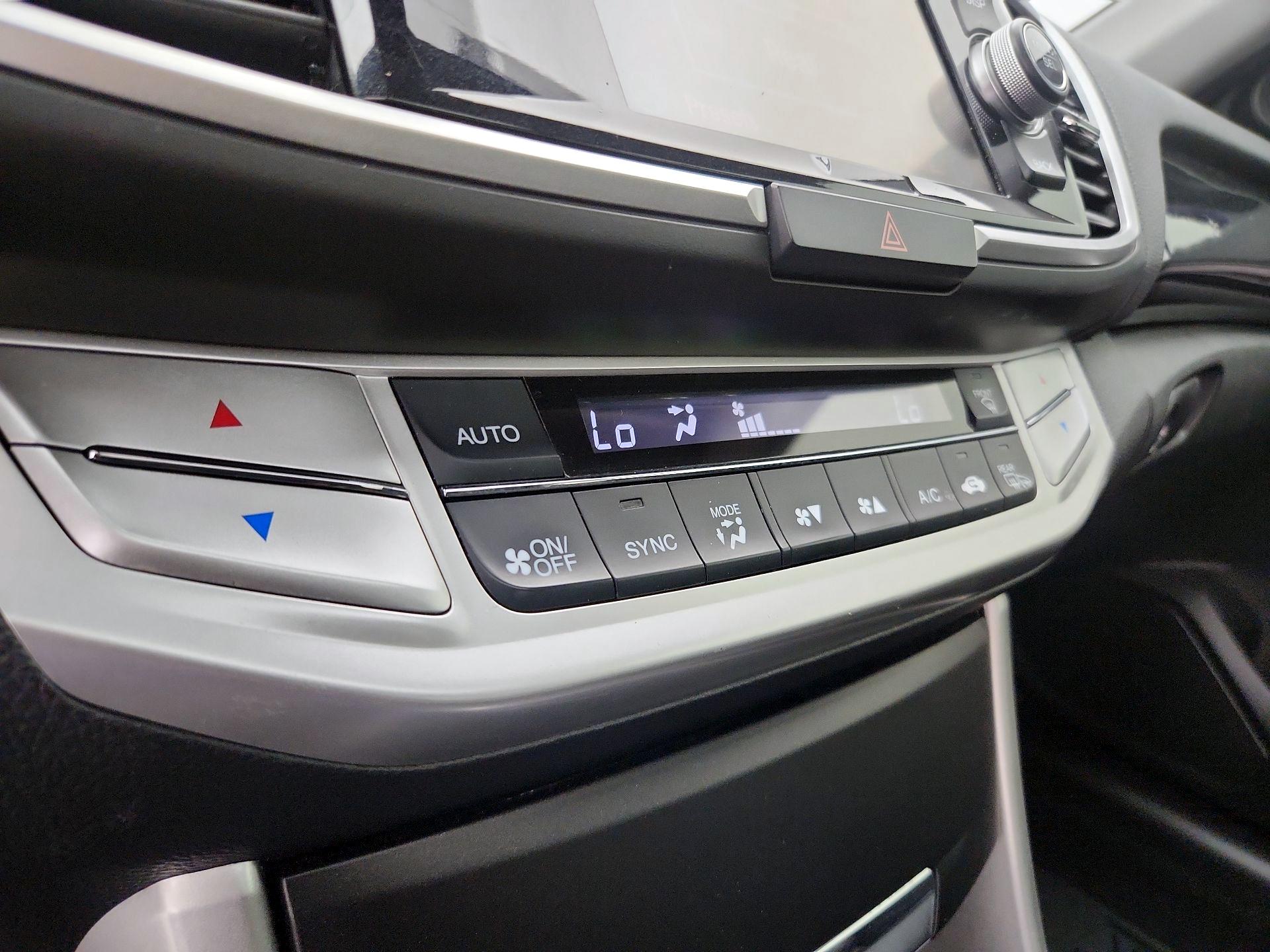 Thumbnail: 2015 Honda Accord - 16