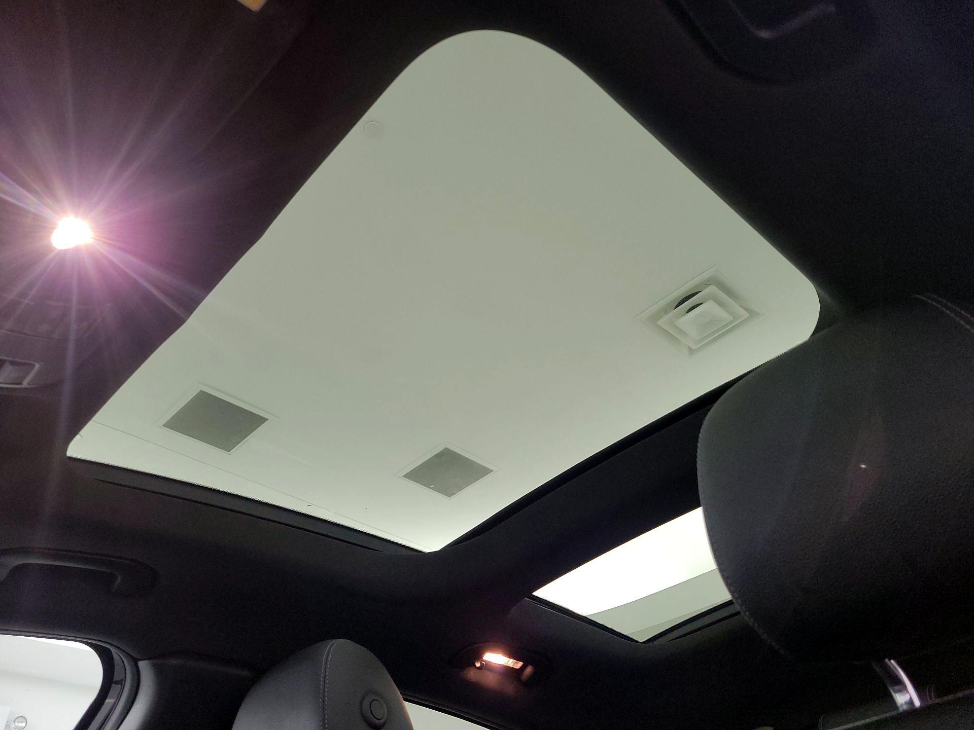 Thumbnail: 2016 Mercedes-Benz GLA - 20