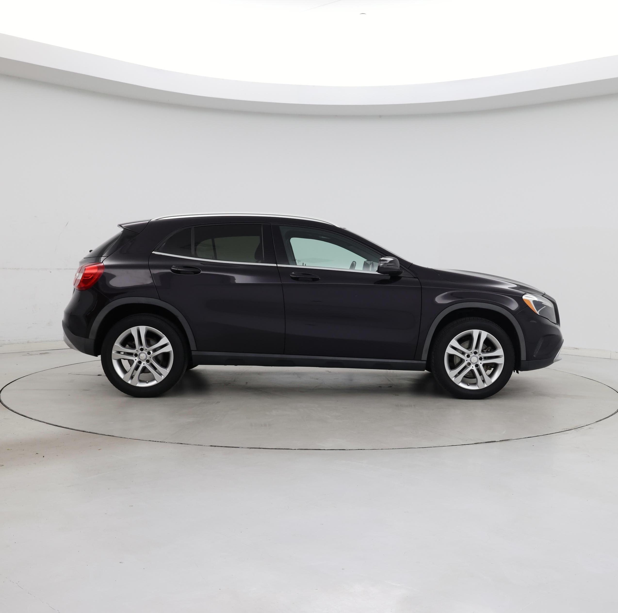 Thumbnail: 2016 Mercedes-Benz GLA - 7