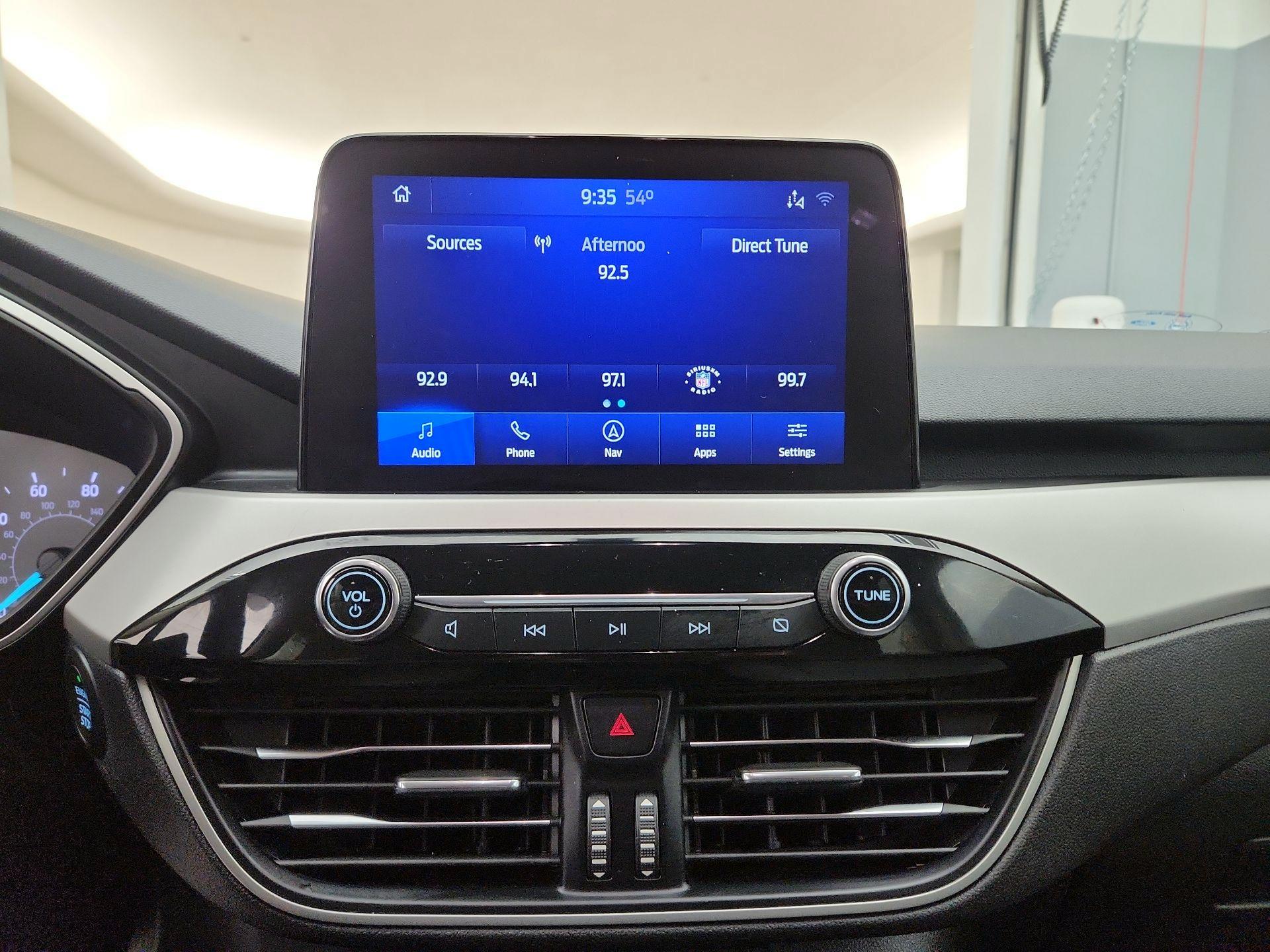 Thumbnail: 2020 Ford Escape - 16