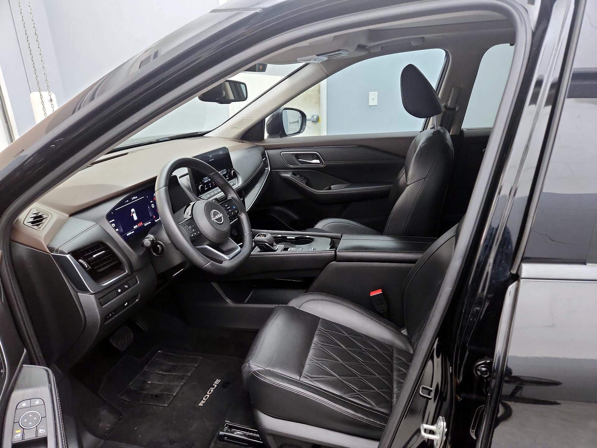 Thumbnail: 2022 Nissan Rogue - 11