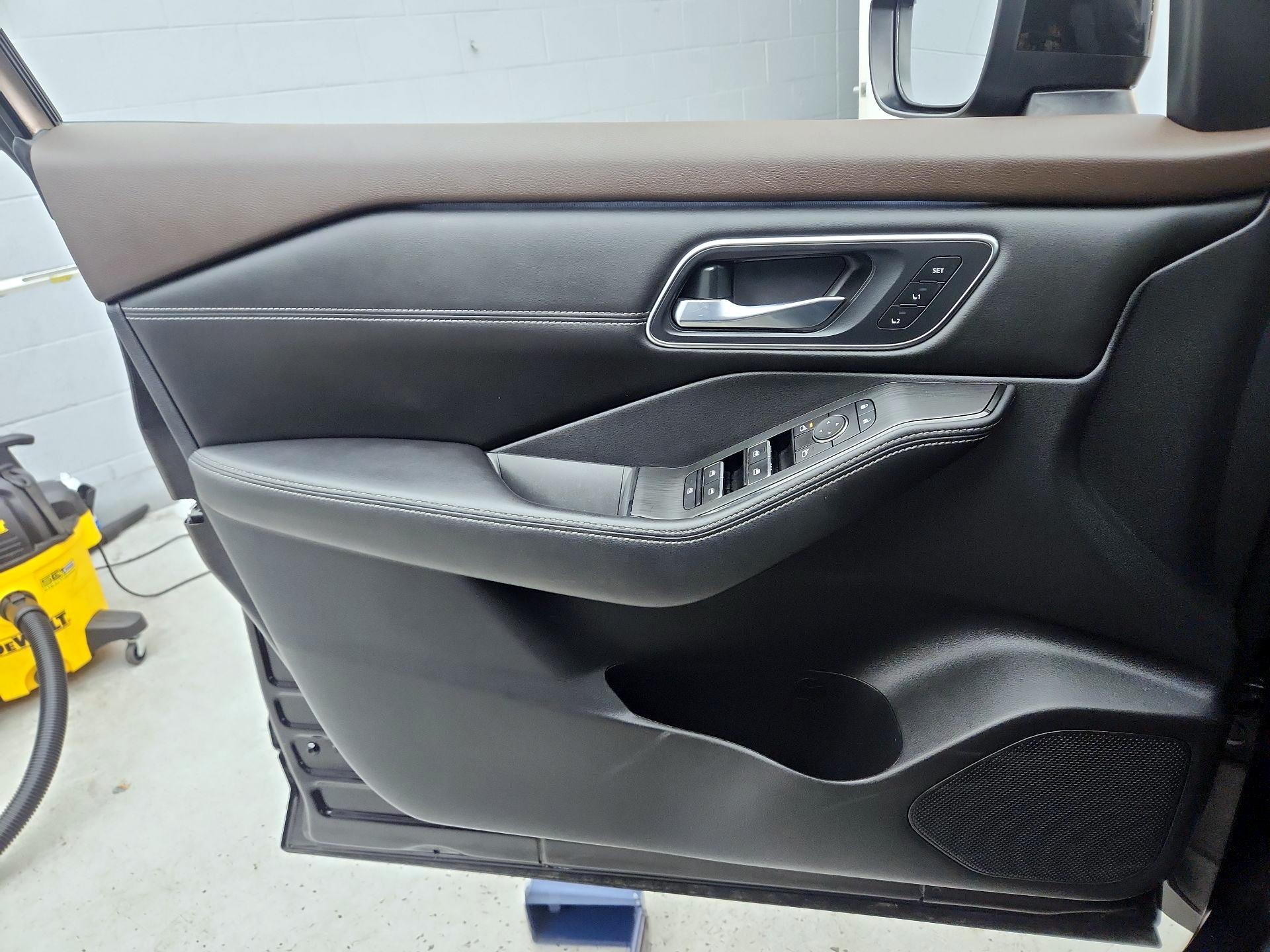 Thumbnail: 2022 Nissan Rogue - 12