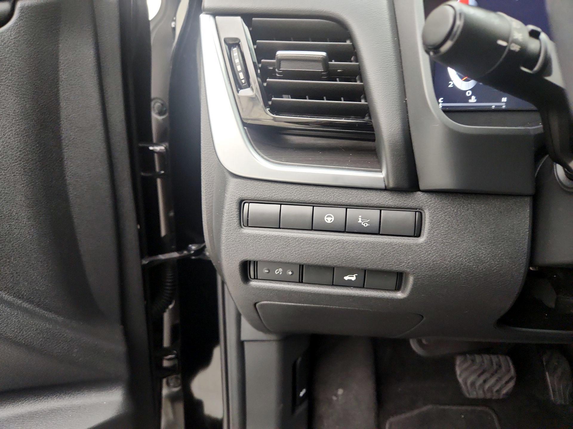 Thumbnail: 2022 Nissan Rogue - 13