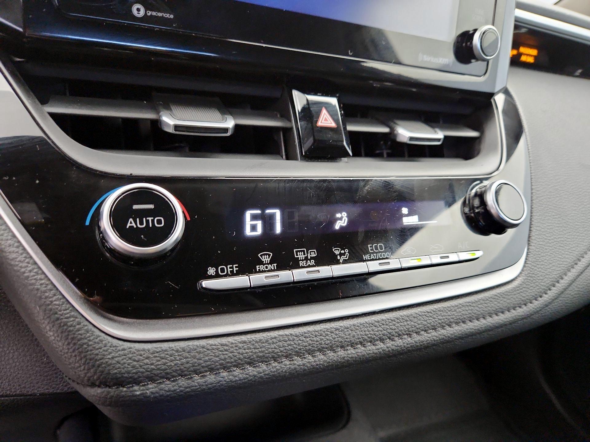 Thumbnail: 2022 Toyota Corolla - 16