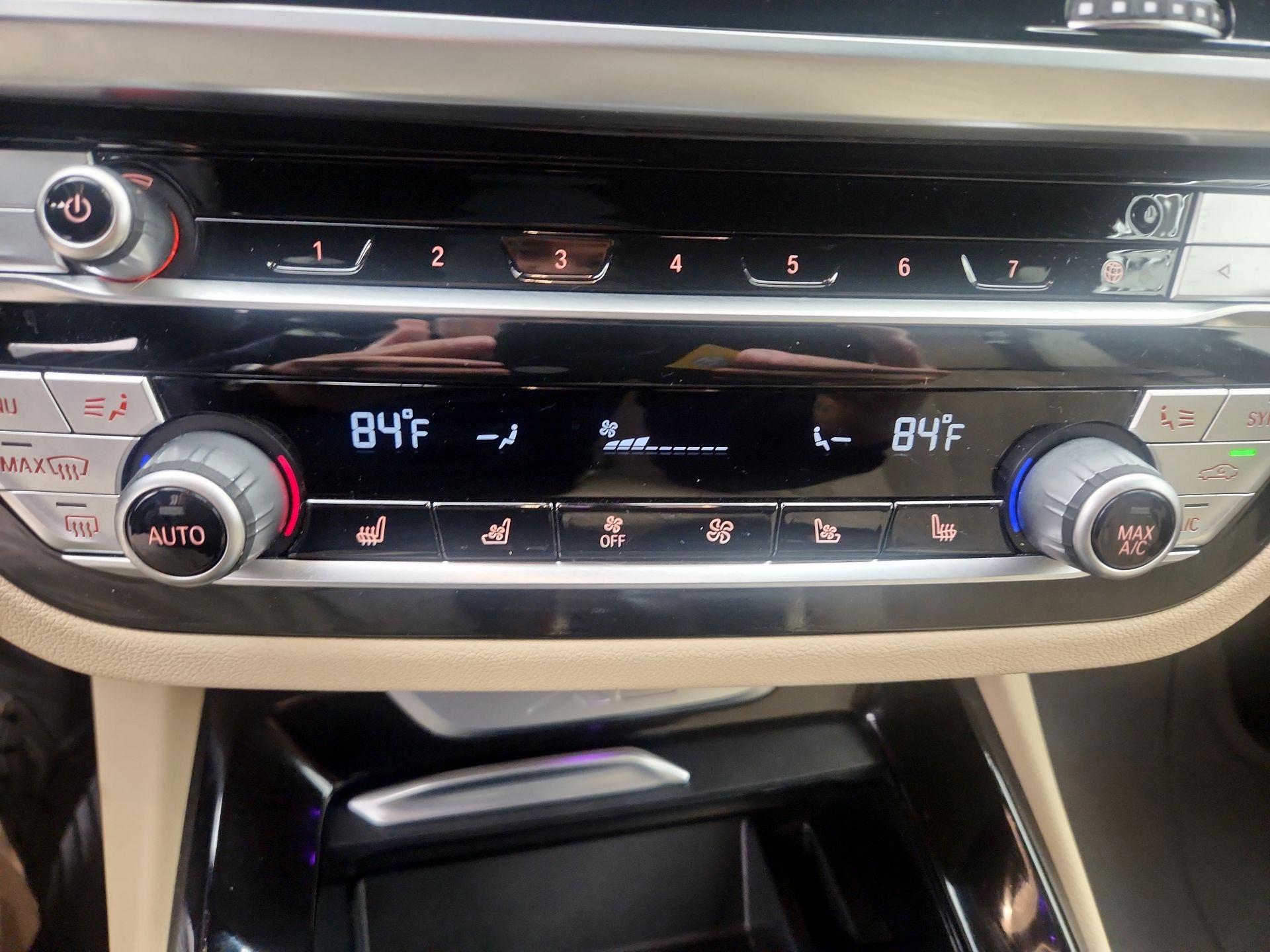 Thumbnail: 2021 BMW X3 - 17