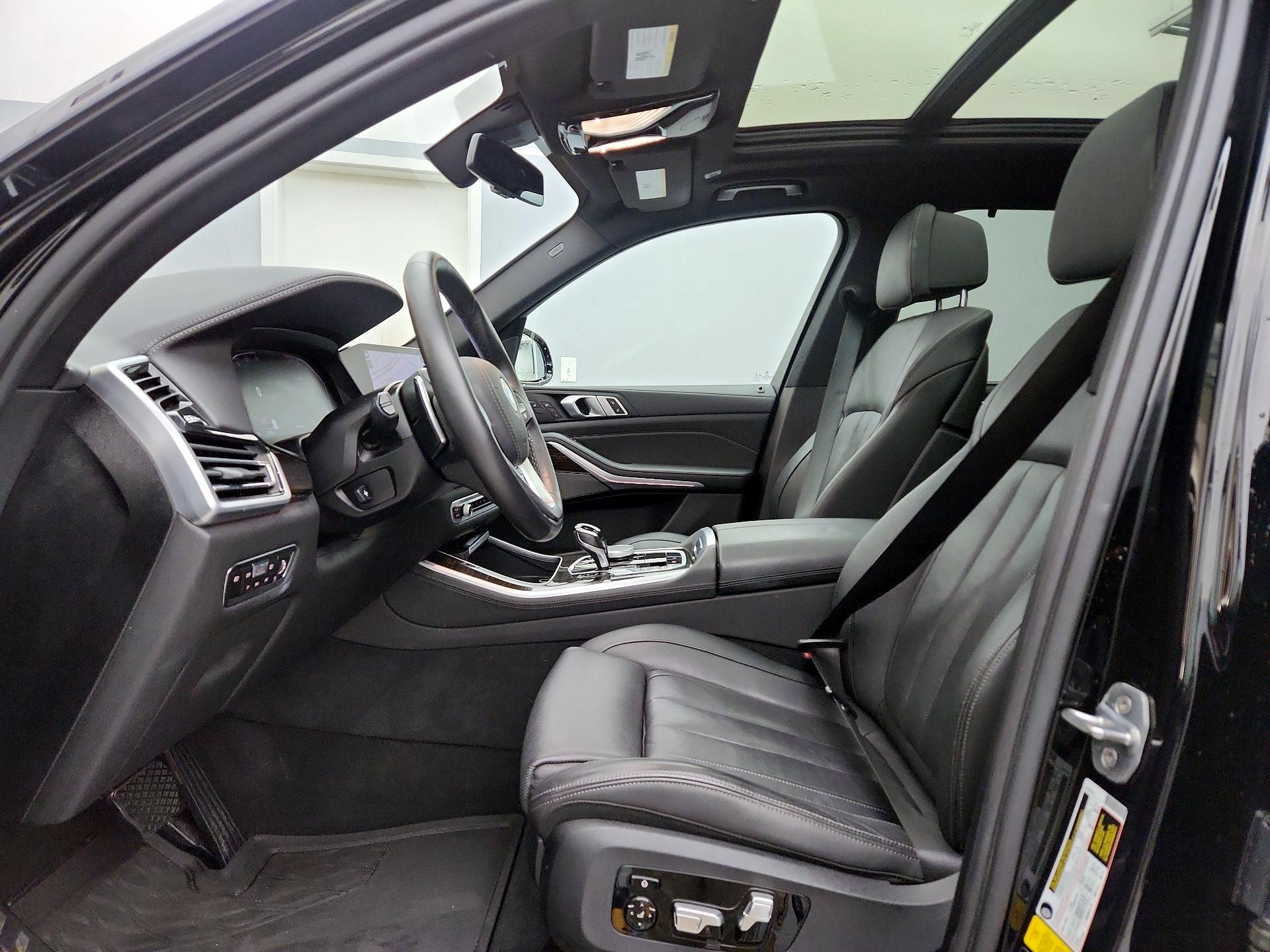 Thumbnail: 2020 BMW X5 - 11