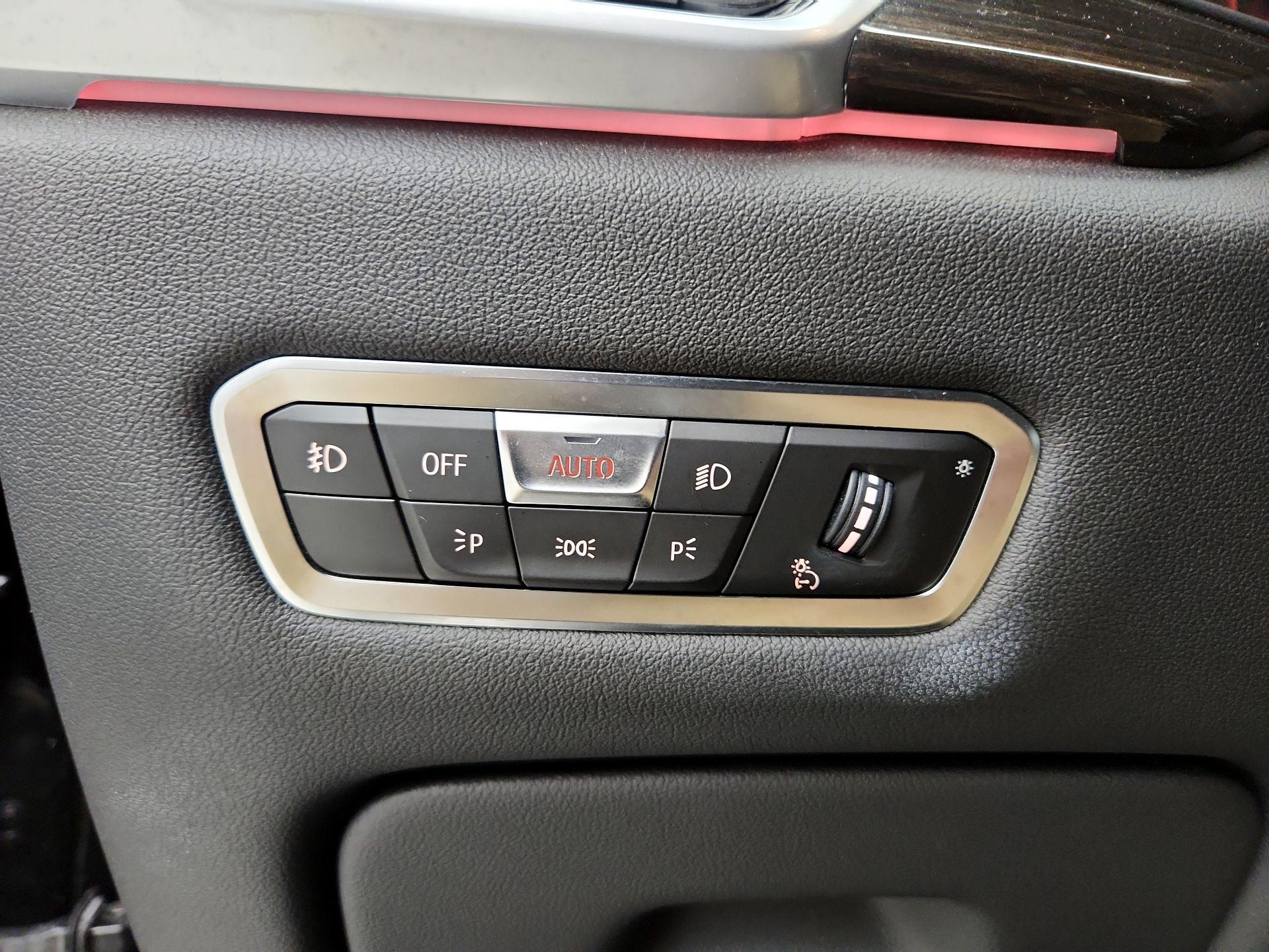 Thumbnail: 2020 BMW X5 - 13