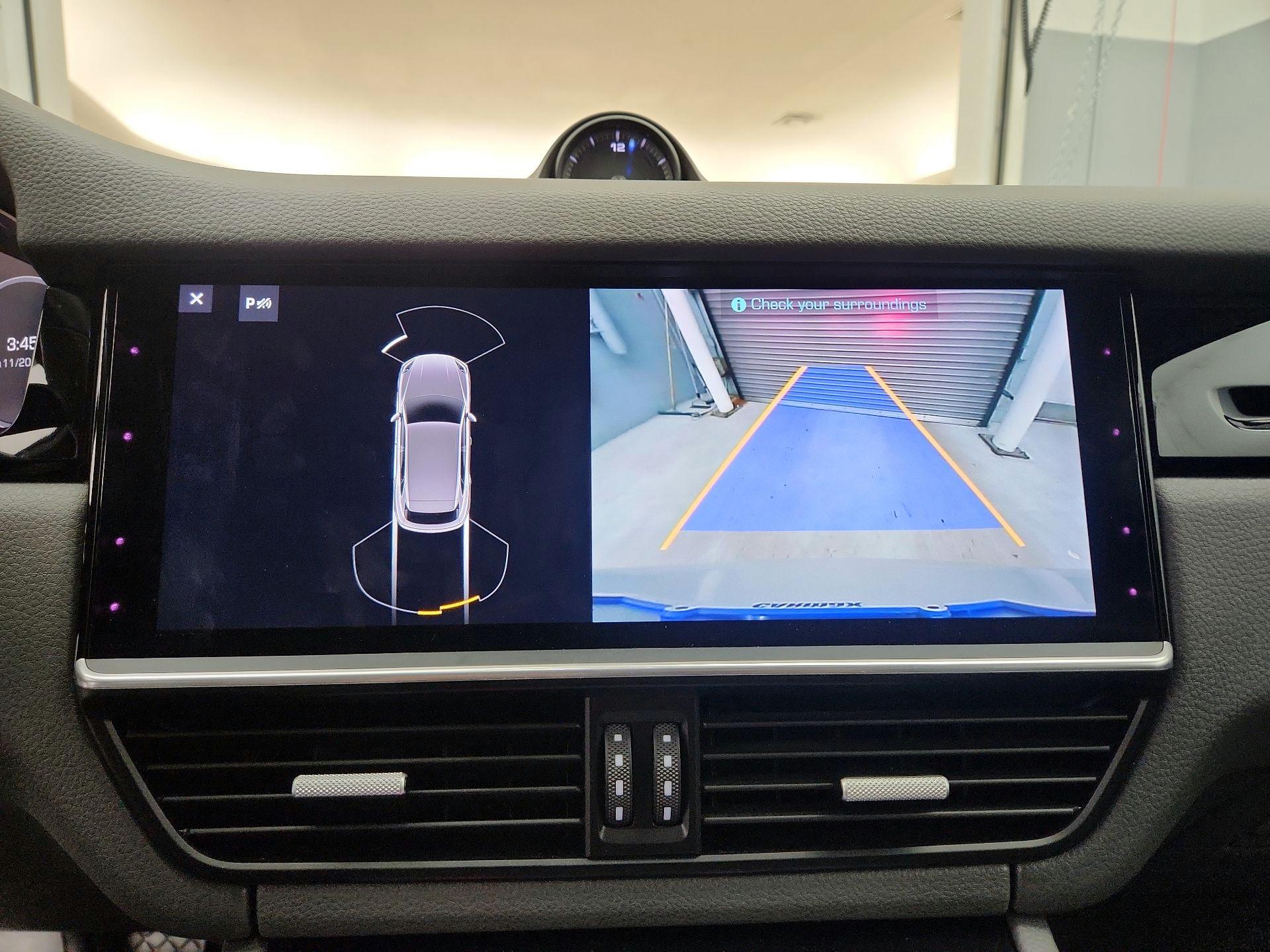 Thumbnail: 2020 Porsche Cayenne - 15