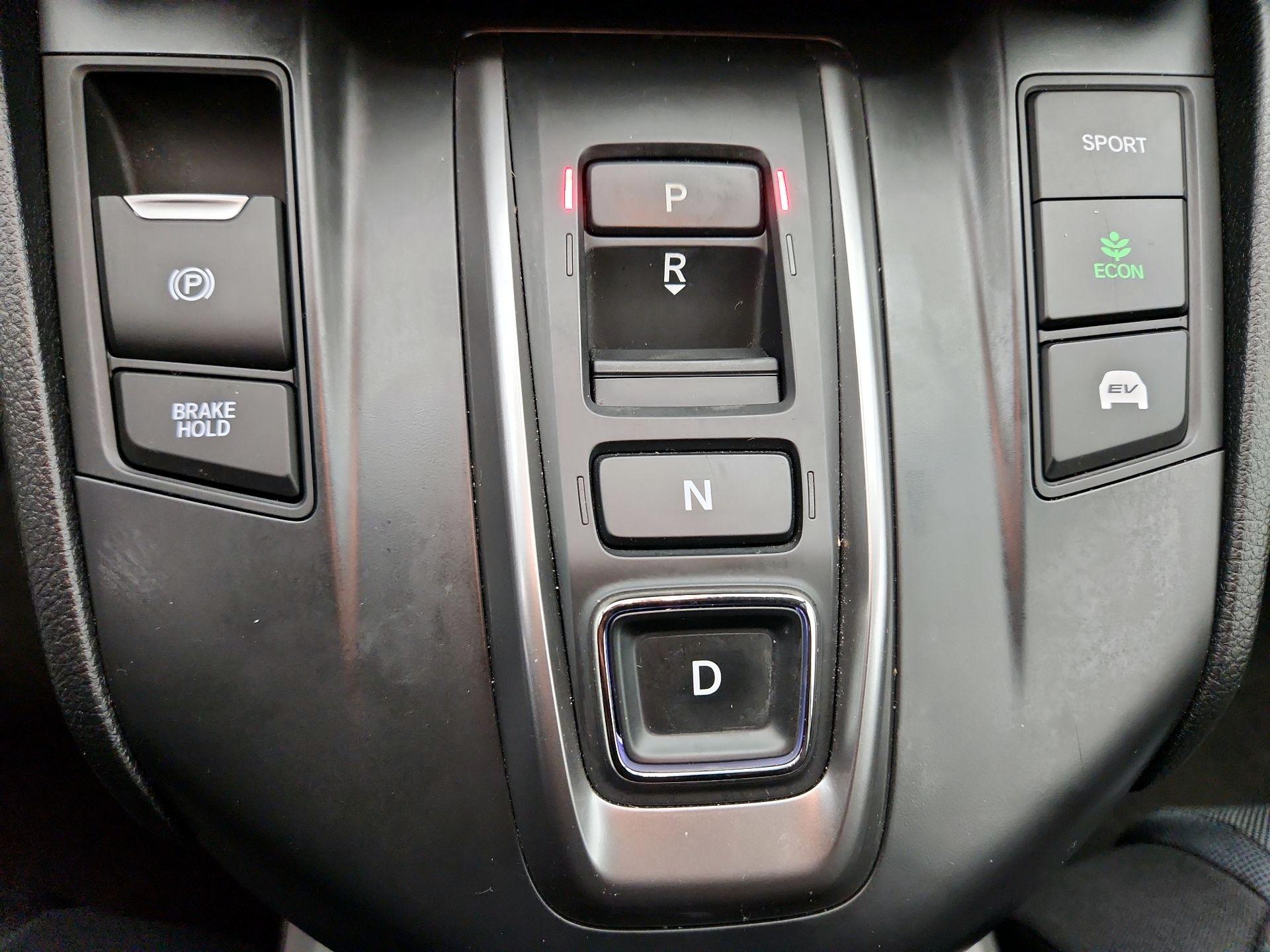 Thumbnail: 2020 Honda CR-V - 17