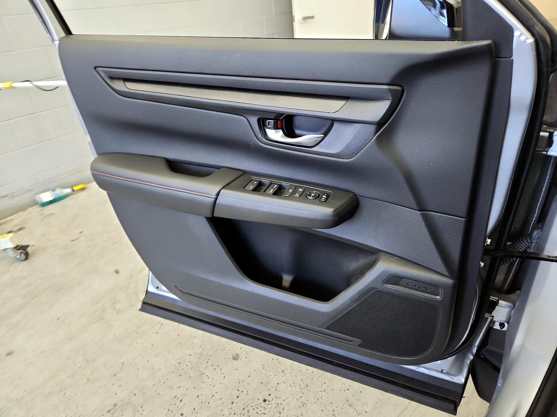 Thumbnail: 2023 Honda CR-V - 12