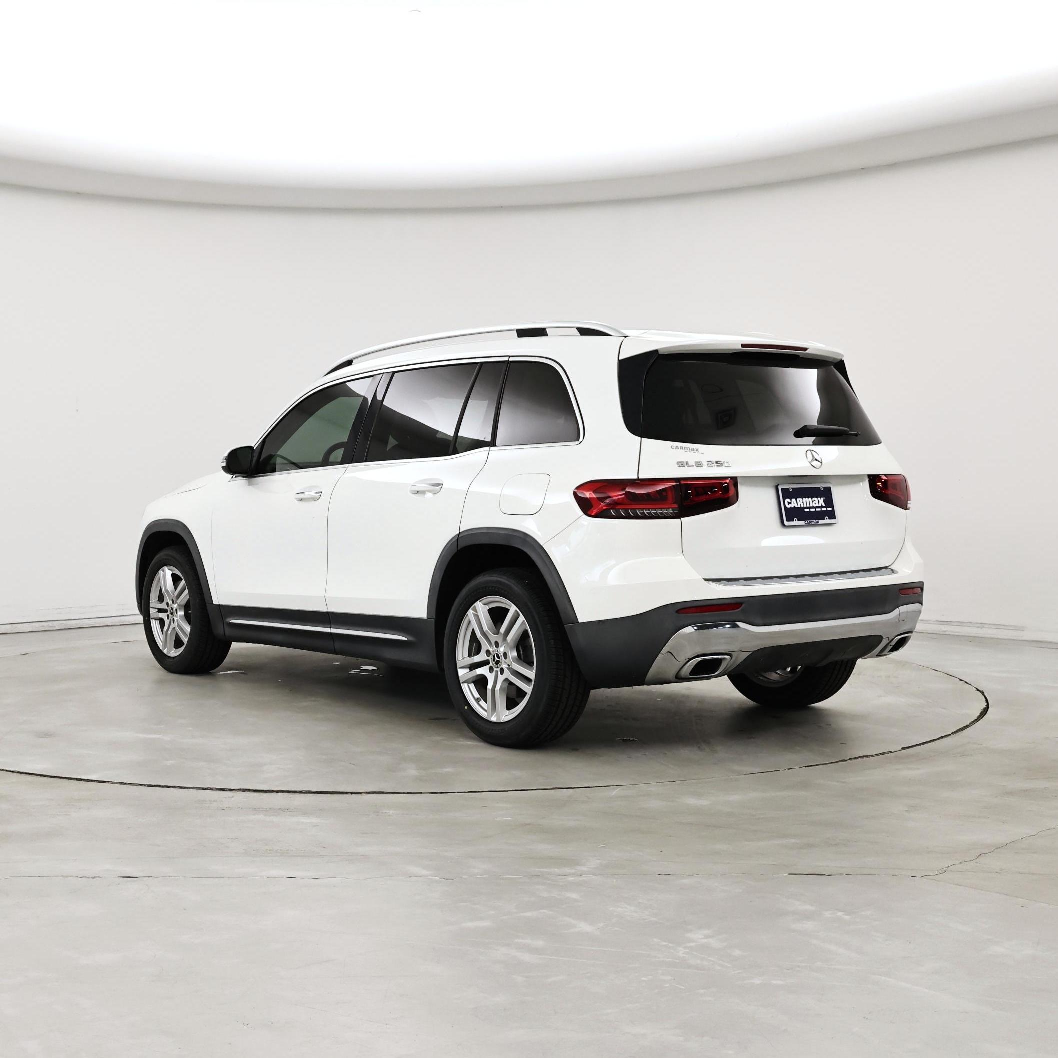 Thumbnail: 2021 Mercedes-Benz GLB - 2