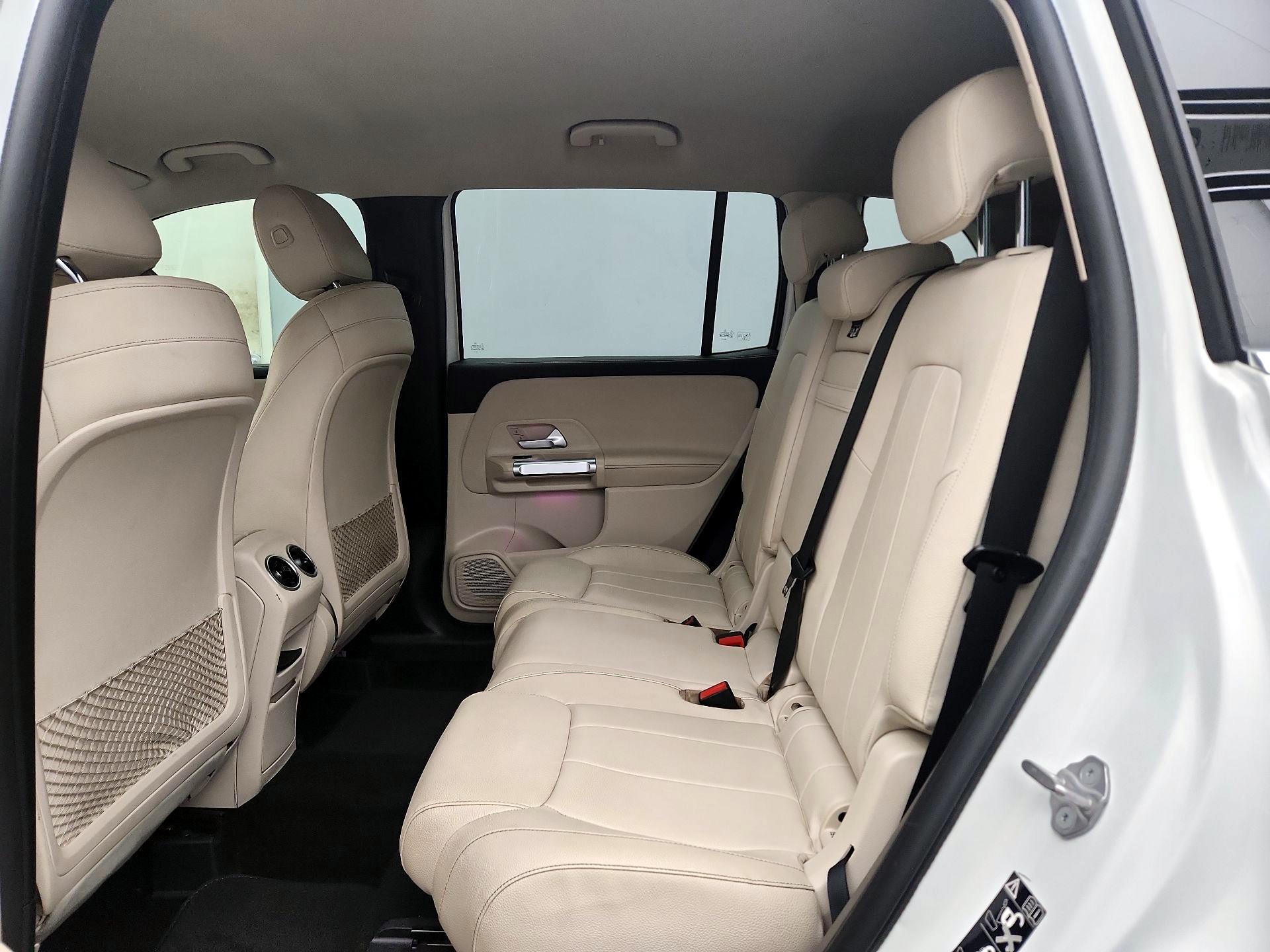 Thumbnail: 2021 Mercedes-Benz GLB - 19