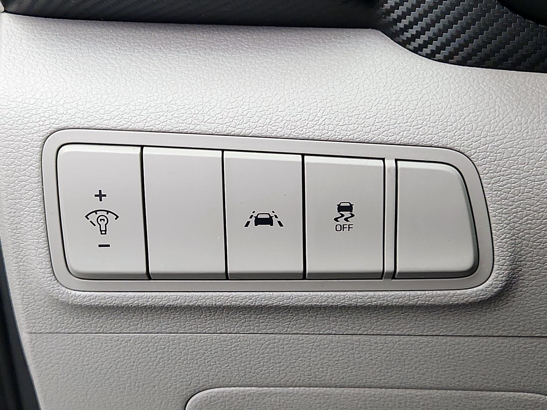 Thumbnail: 2020 Hyundai Tucson - 13