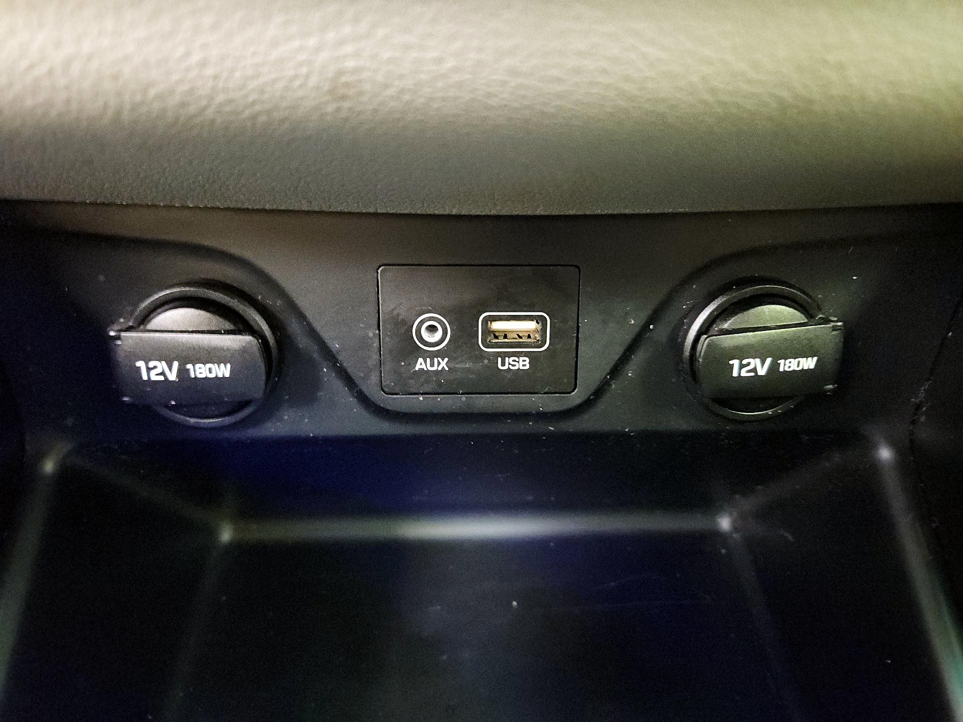 Thumbnail: 2020 Hyundai Tucson - 18