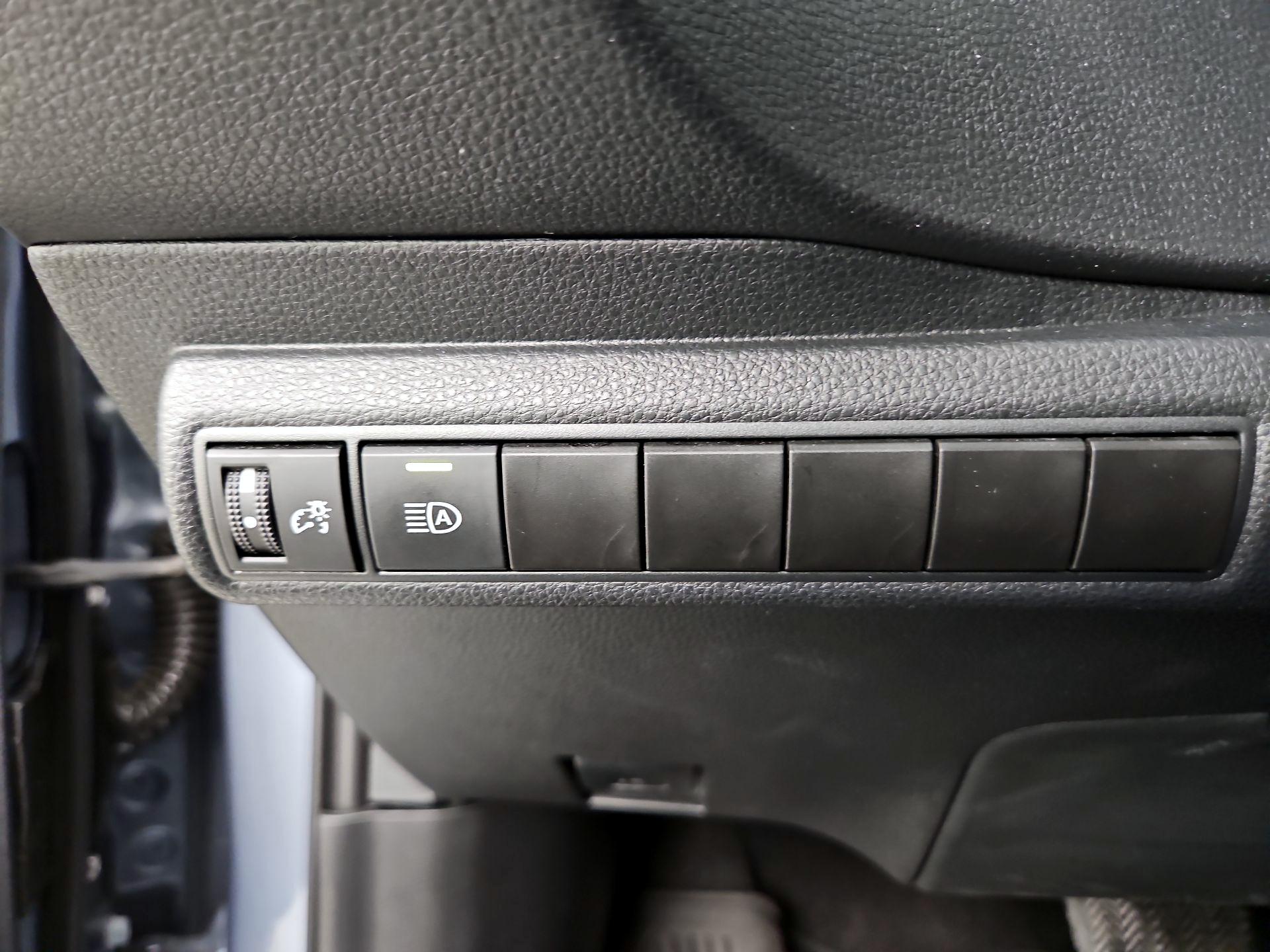 Thumbnail: 2024 Toyota Corolla - 13