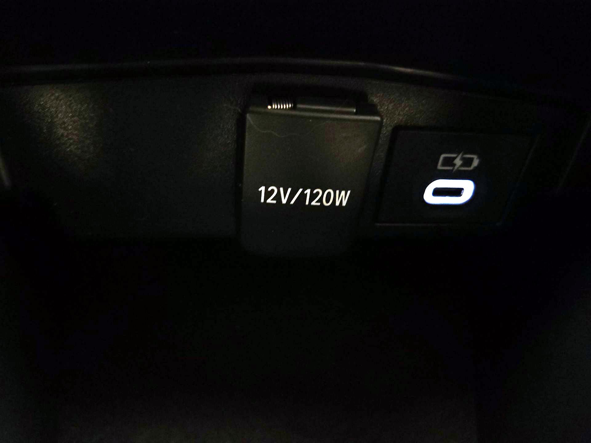 Thumbnail: 2024 Toyota Corolla - 18