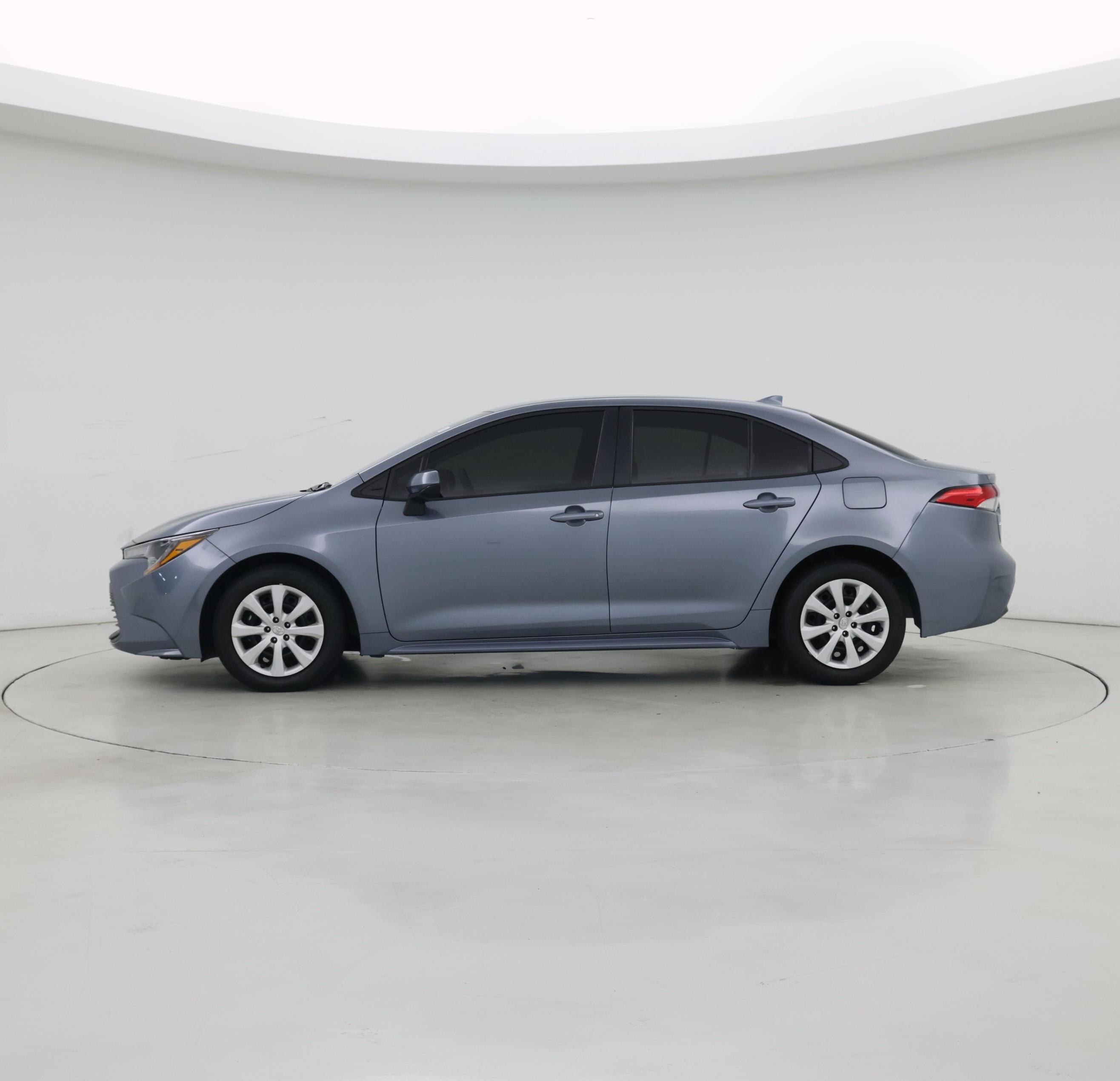 Thumbnail: 2024 Toyota Corolla - 3