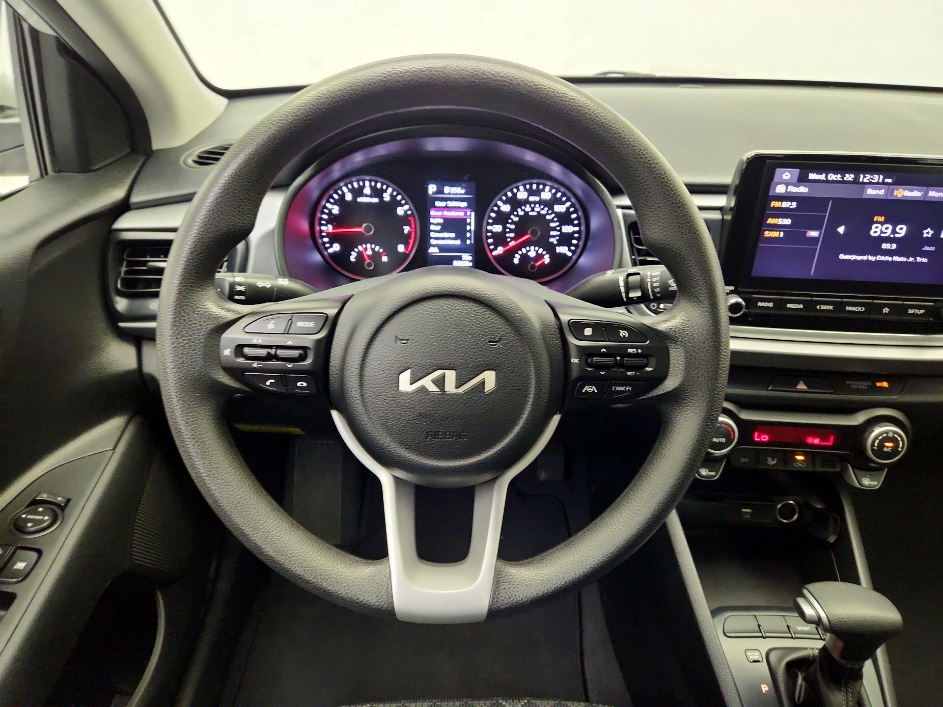 Thumbnail: 2023 Kia Rio - 10