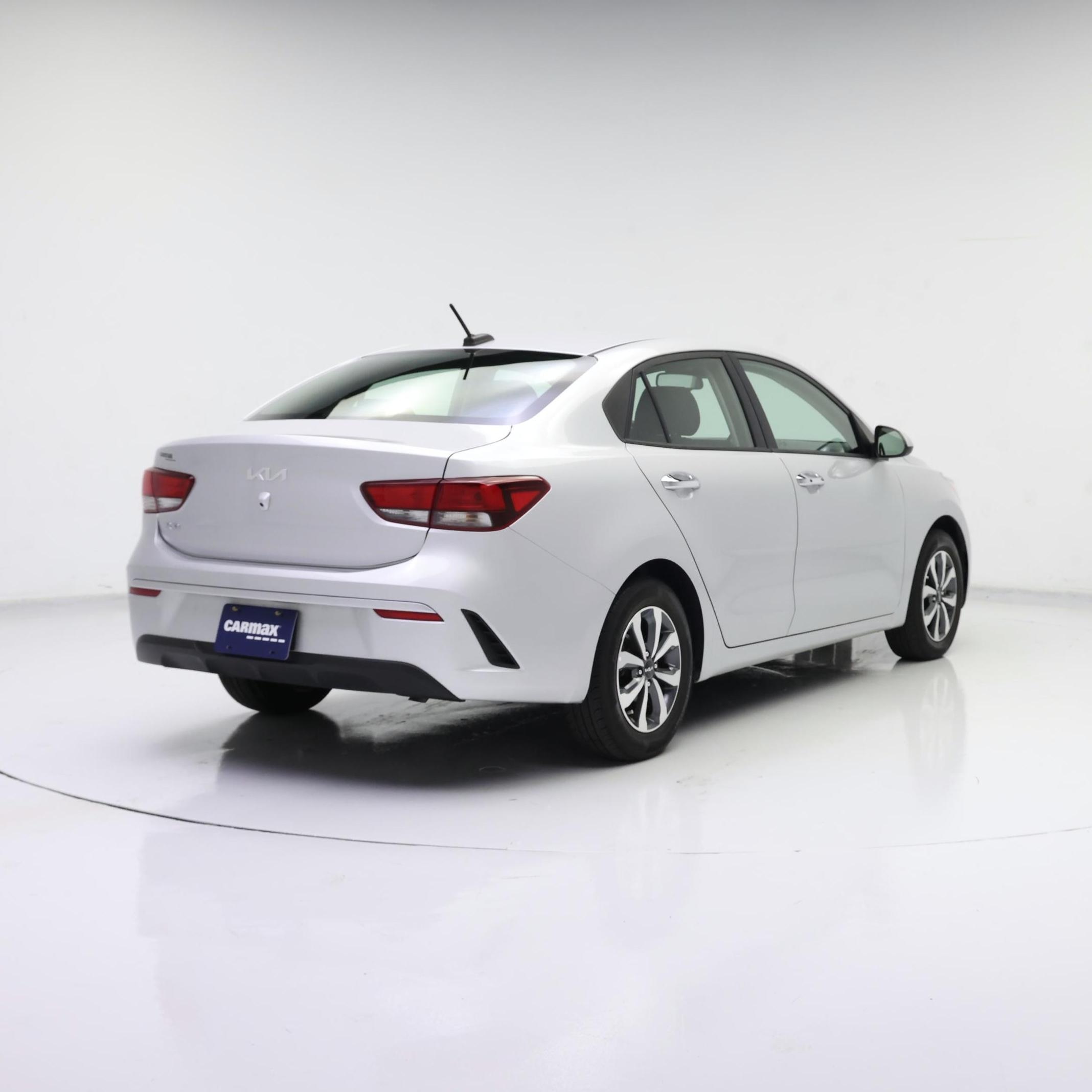 Thumbnail: 2023 Kia Rio - 8