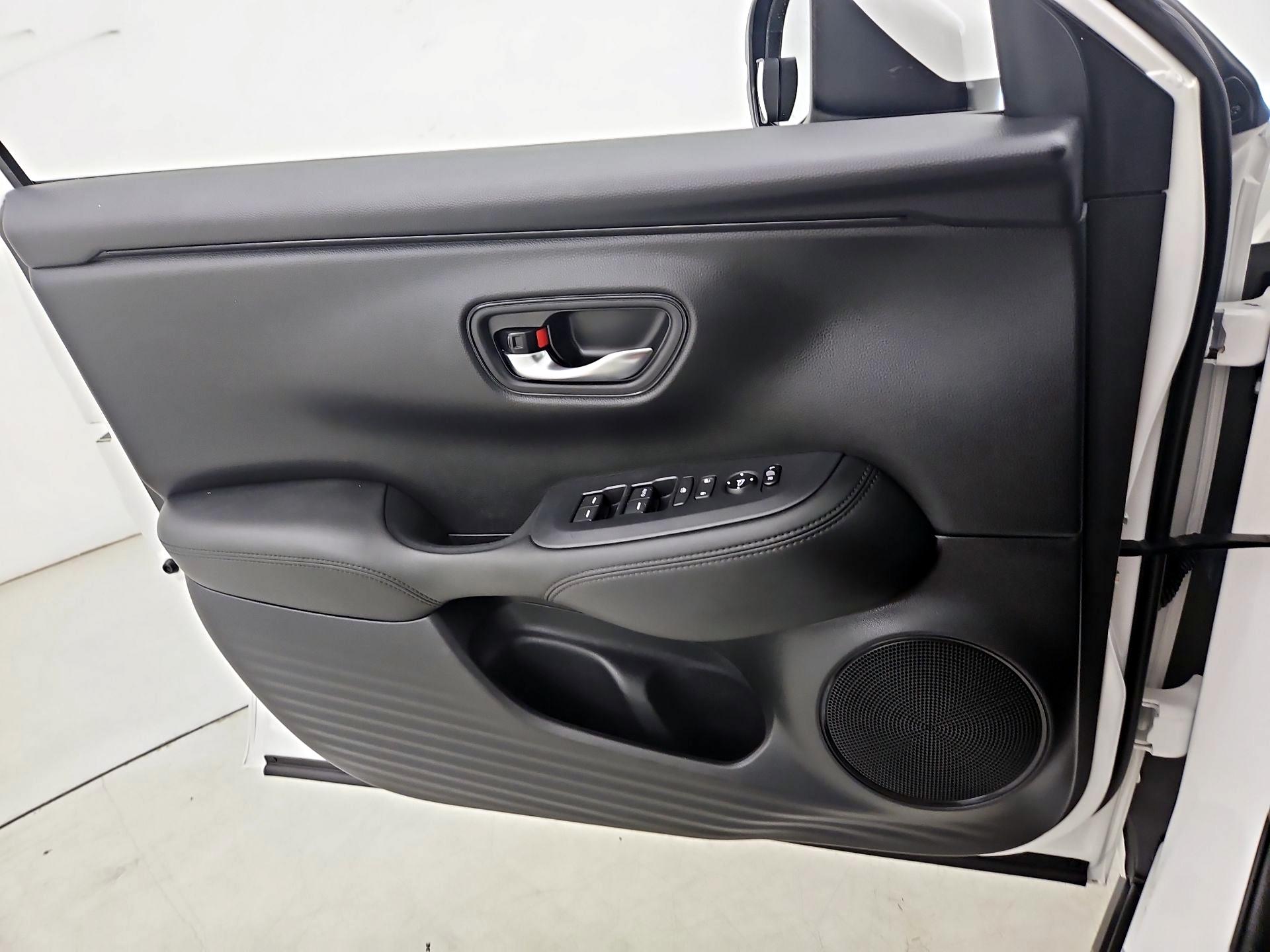 Thumbnail: 2023 Honda HR-V - 12