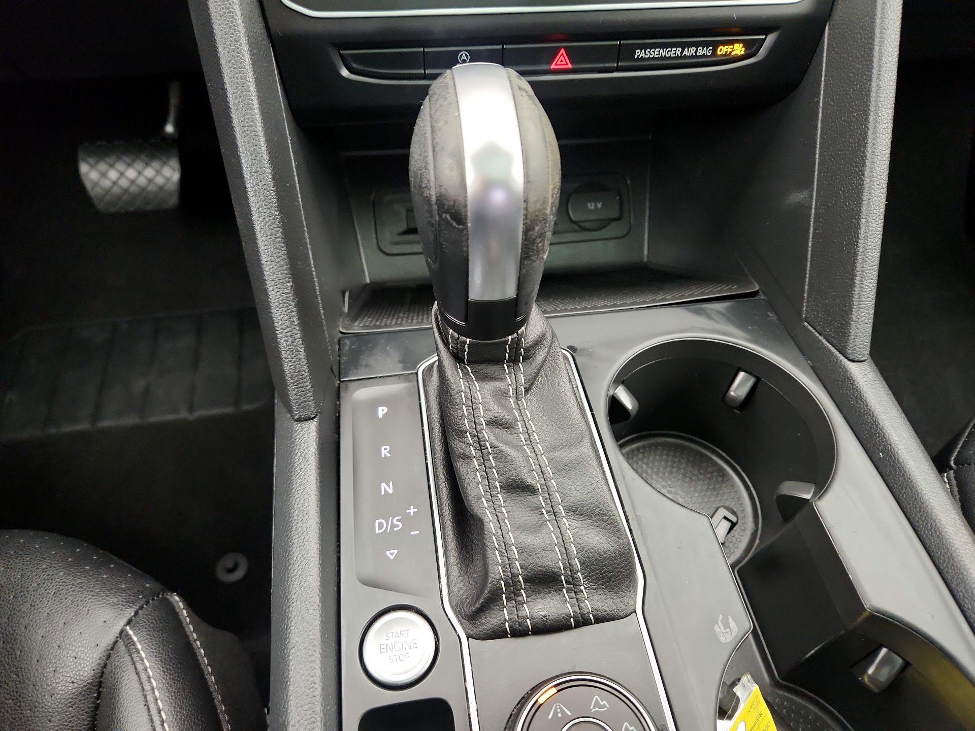 Thumbnail: 2021 Volkswagen Atlas - 17