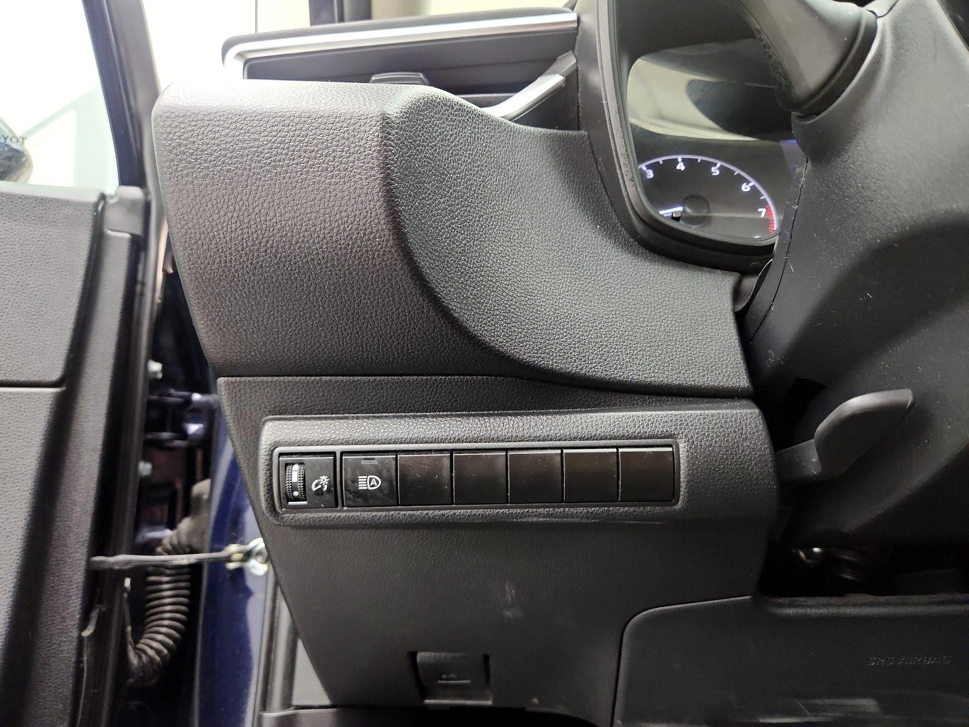 Thumbnail: 2023 Toyota Corolla - 13