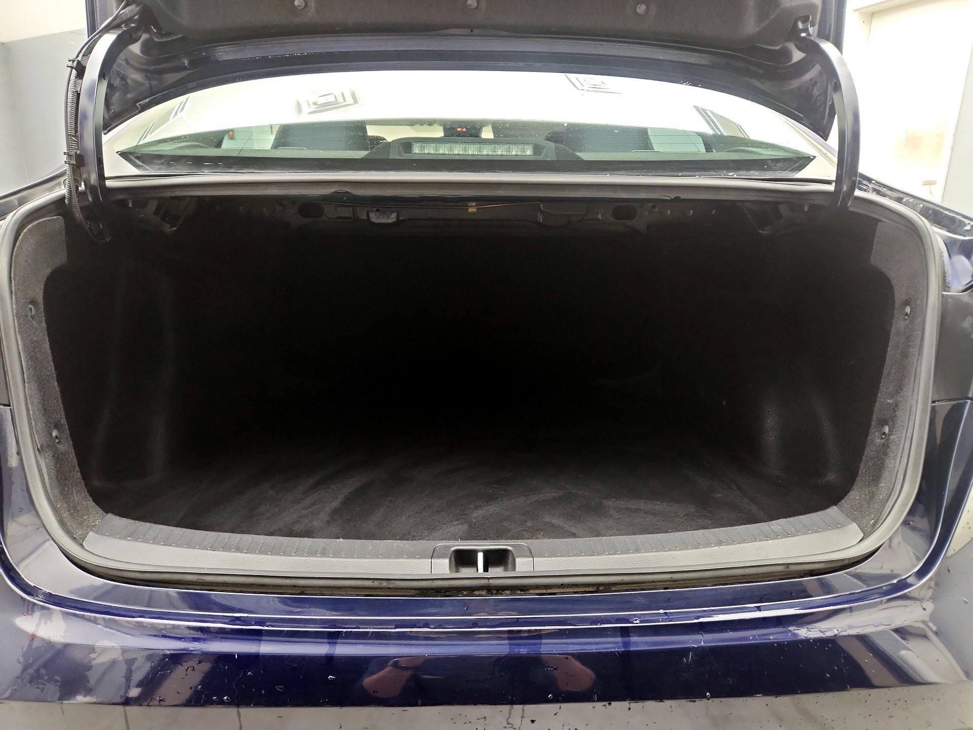 Thumbnail: 2023 Toyota Corolla - 20