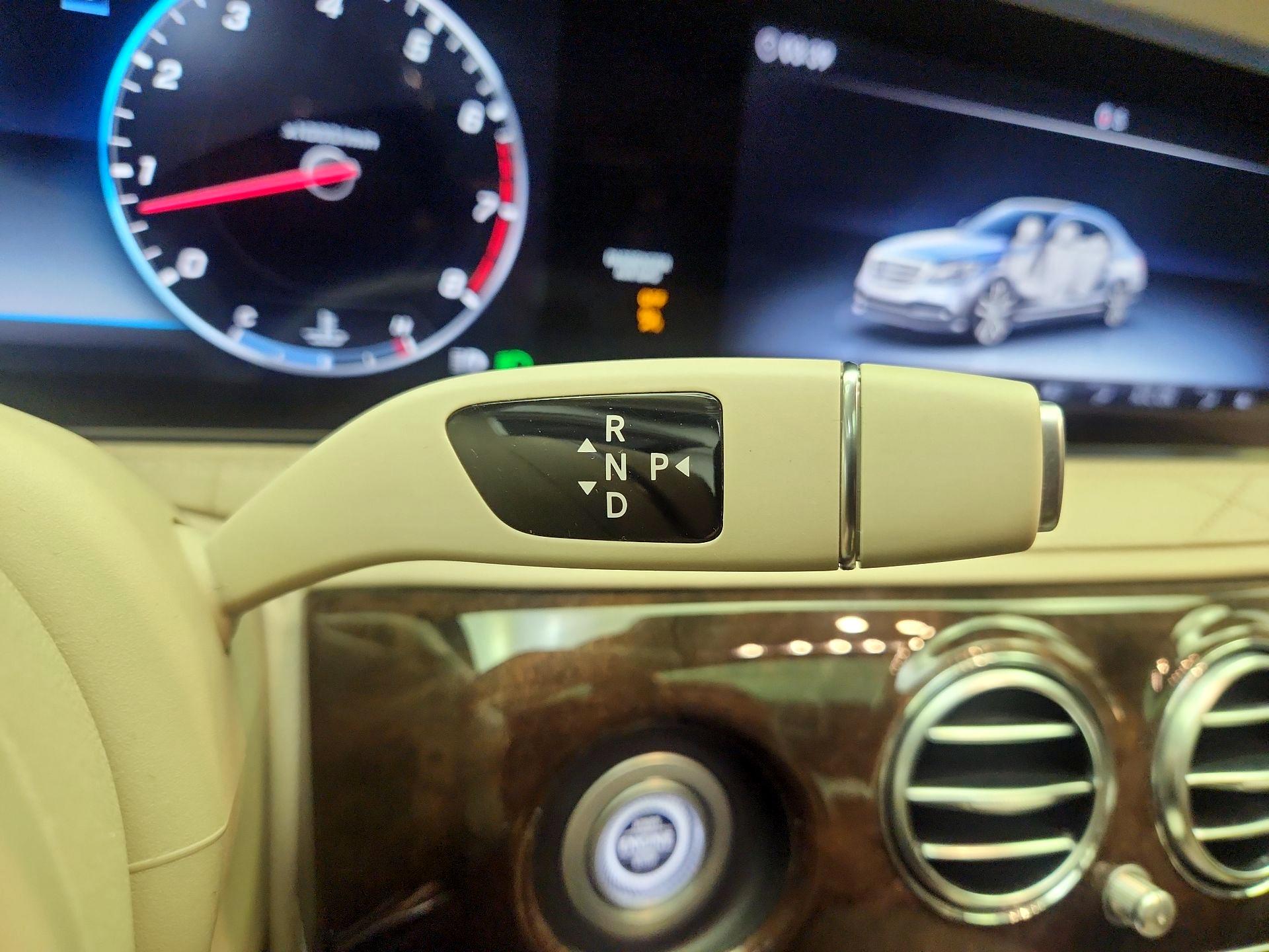 Thumbnail: 2019 Mercedes-Benz S-Class - 18