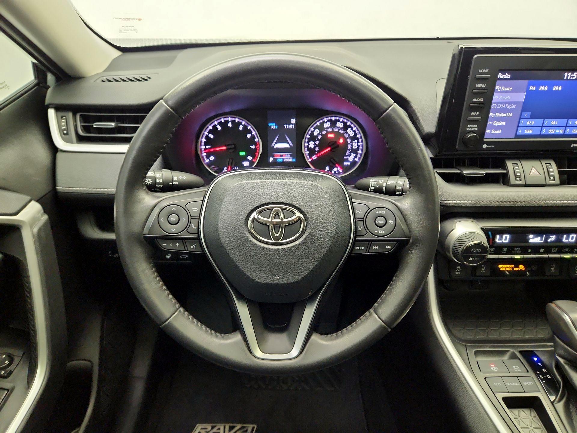 Thumbnail: 2020 Toyota RAV4 - 10