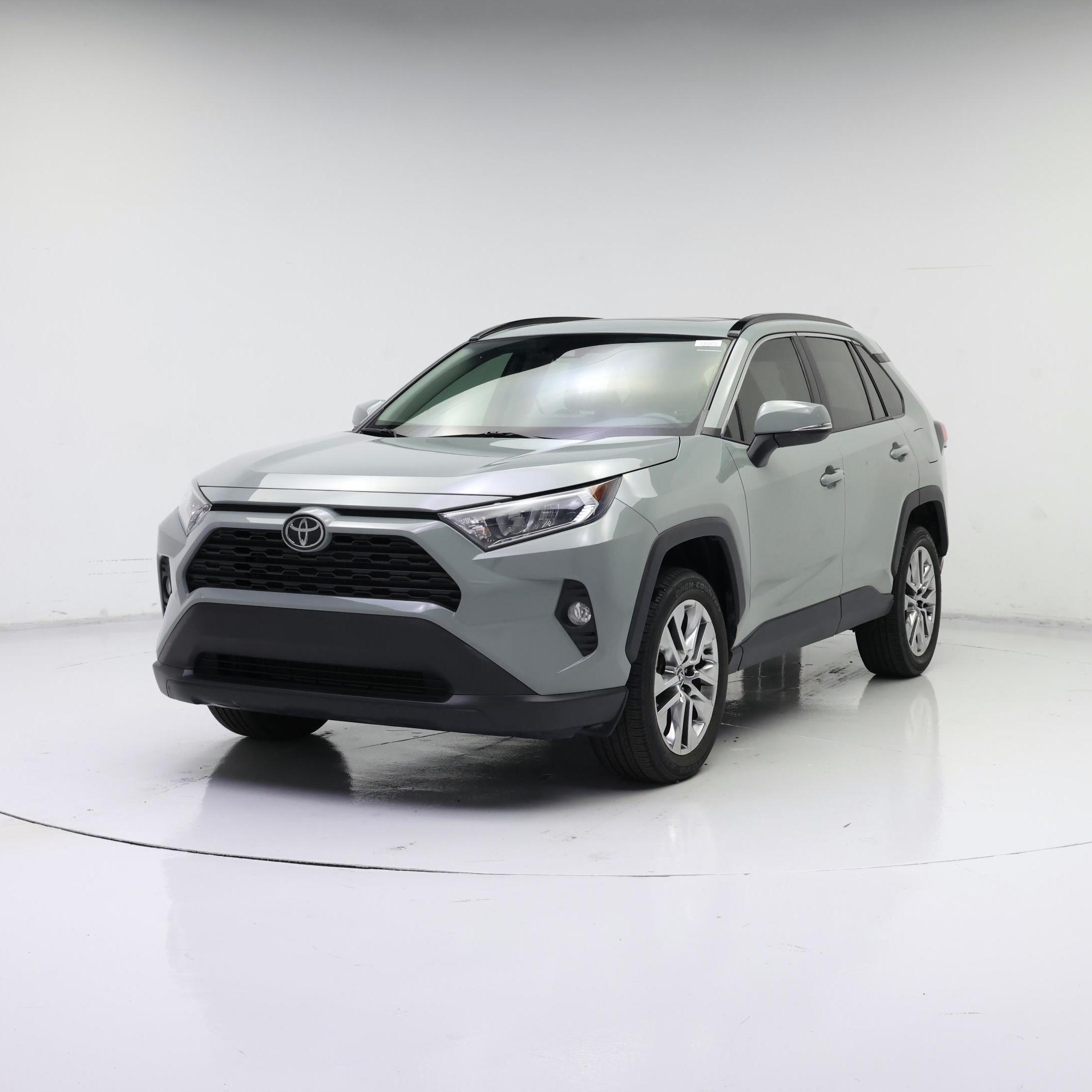 Thumbnail: 2020 Toyota RAV4 - 4