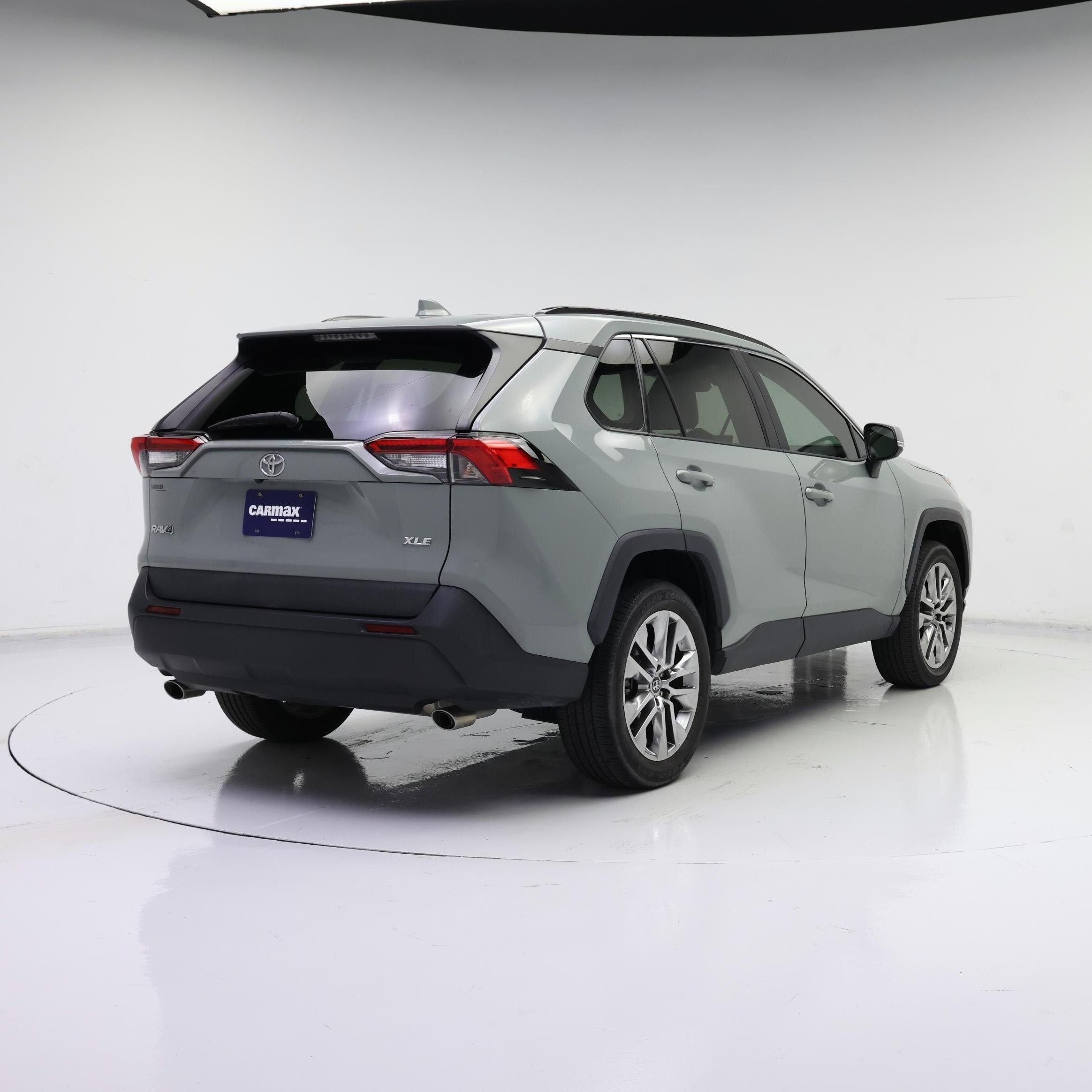Thumbnail: 2020 Toyota RAV4 - 8