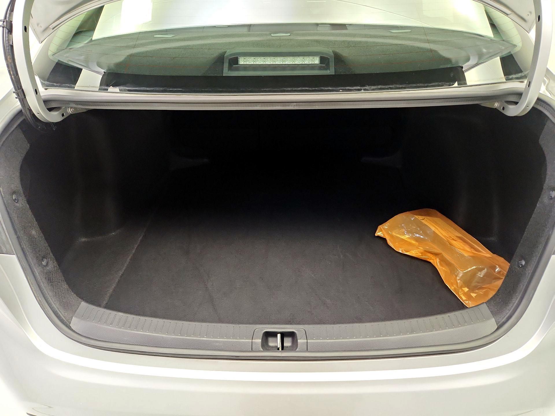 Thumbnail: 2021 Toyota Corolla - 19