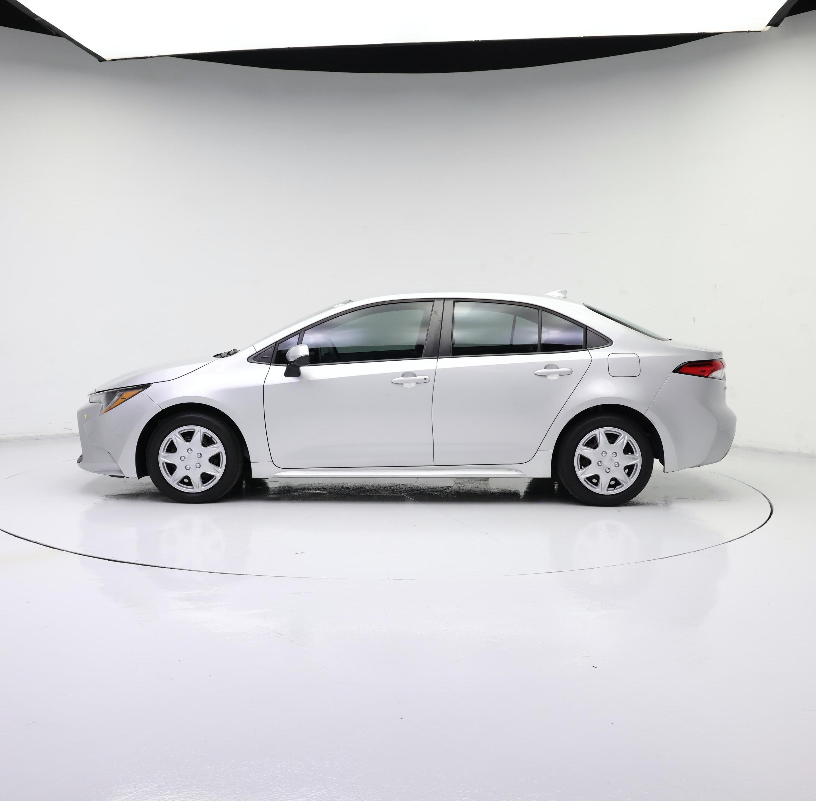 Thumbnail: 2021 Toyota Corolla - 3