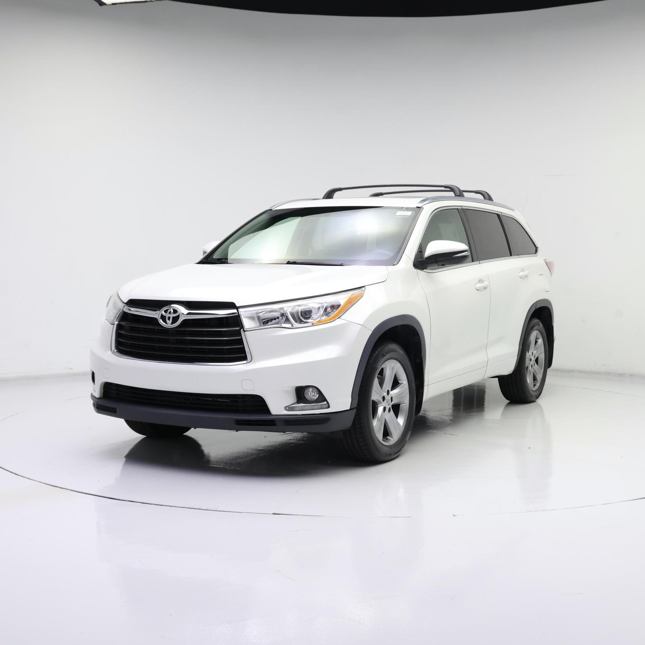 Thumbnail: 2015 Toyota Highlander - 4