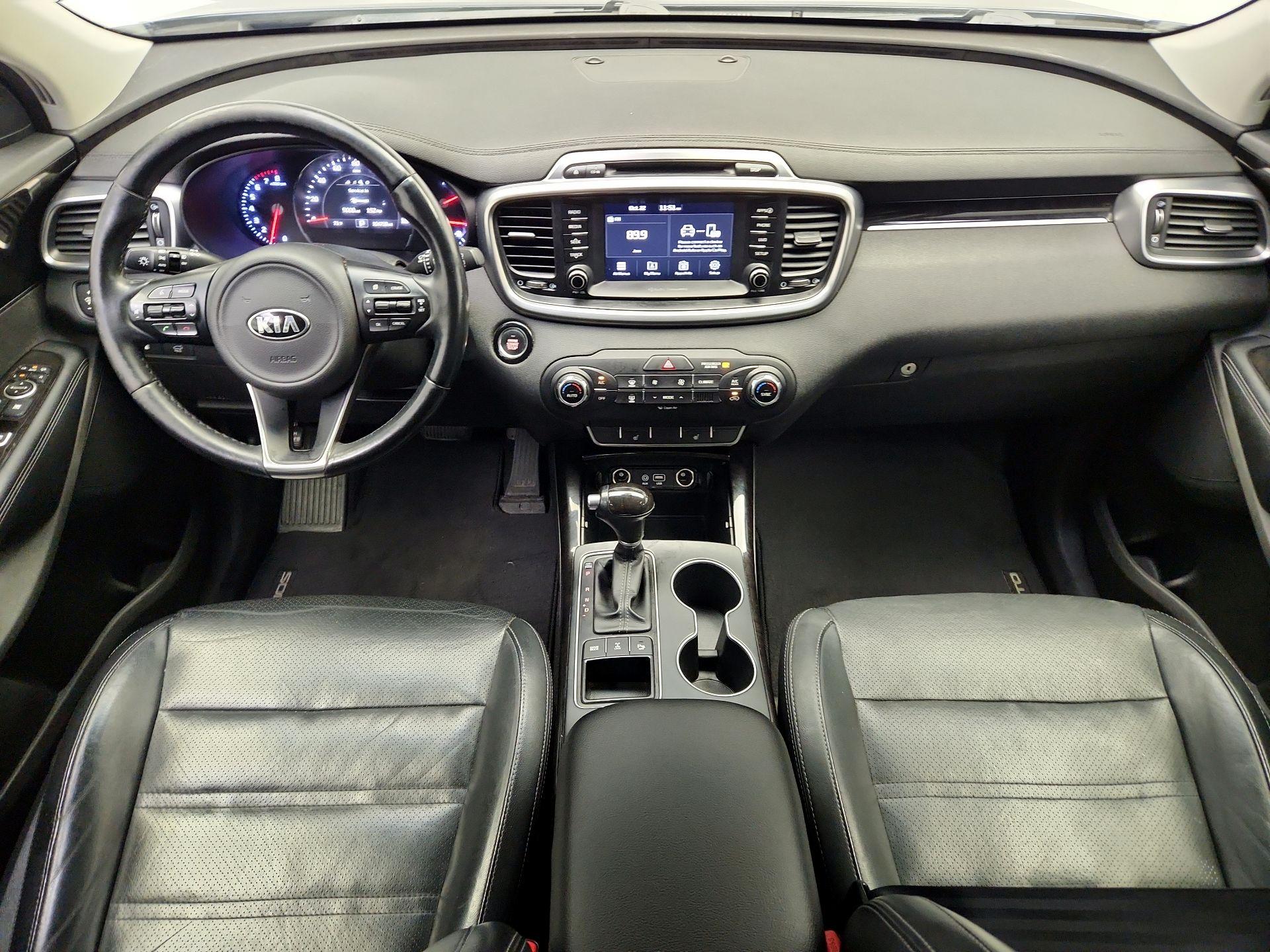 Thumbnail: 2018 Kia Sorento - 9