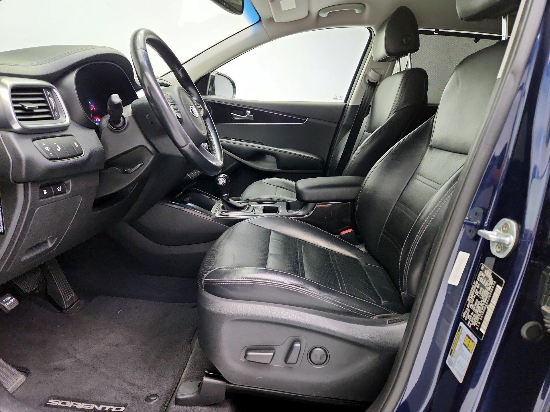 Thumbnail: 2018 Kia Sorento - 11