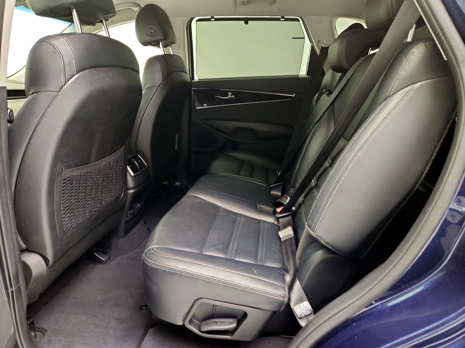 Thumbnail: 2018 Kia Sorento - 19