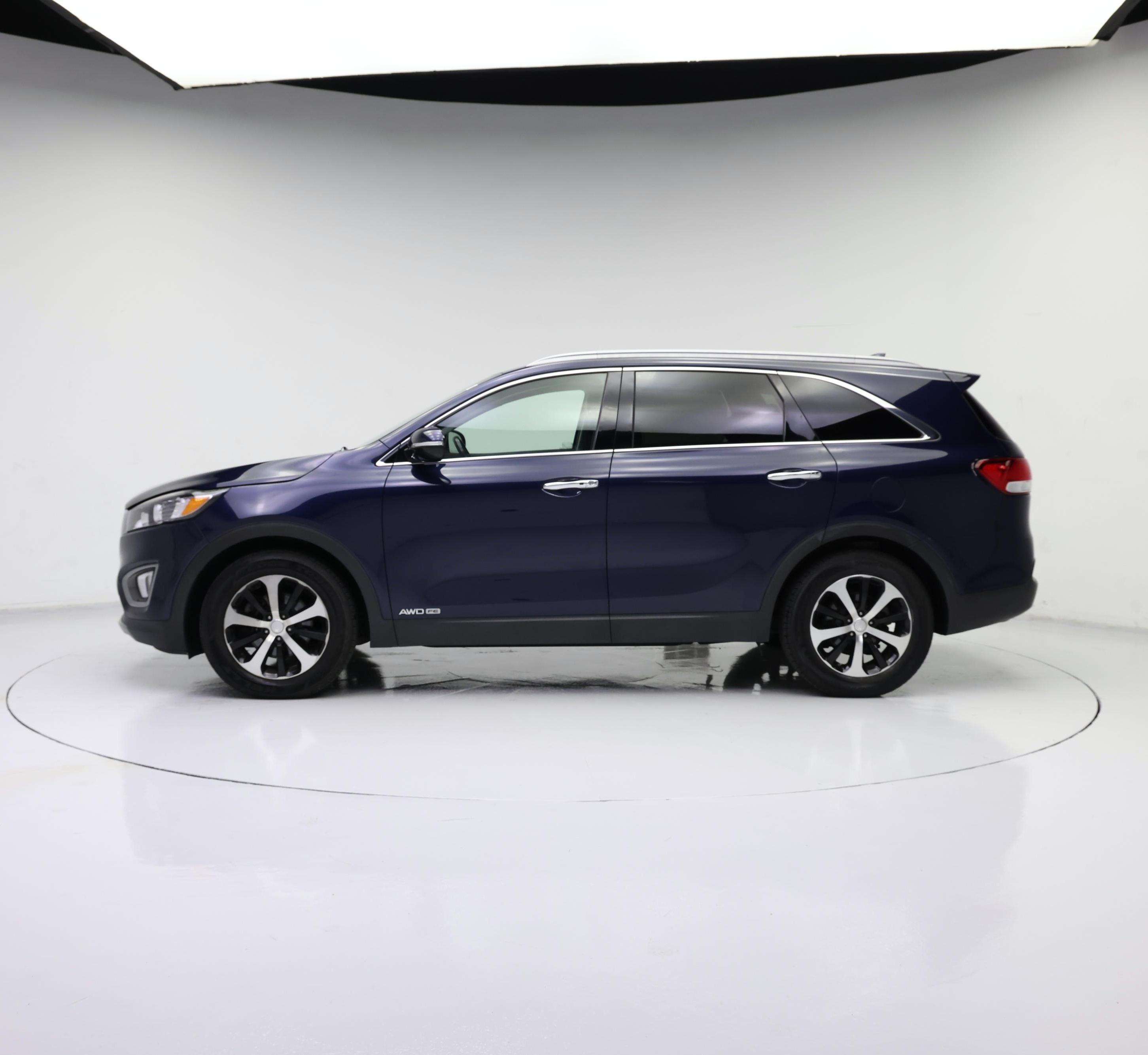 Thumbnail: 2018 Kia Sorento - 3