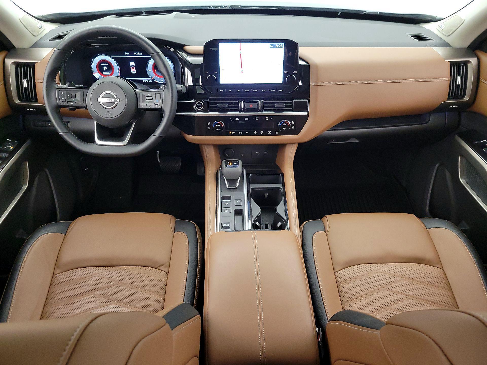 Thumbnail: 2023 Nissan Pathfinder - 9