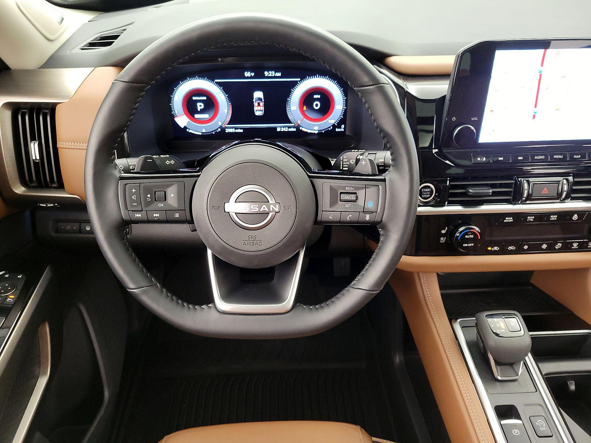 Thumbnail: 2023 Nissan Pathfinder - 10