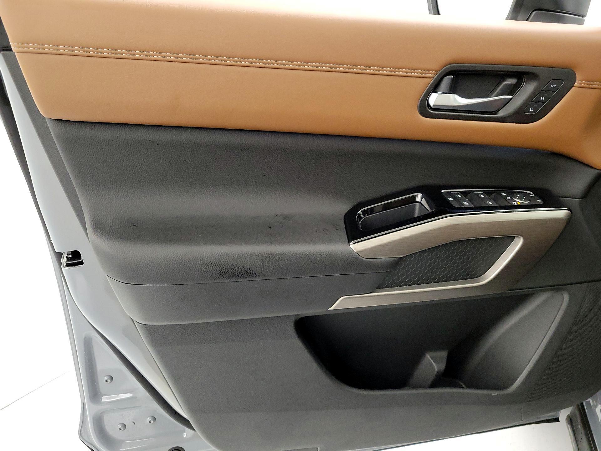 Thumbnail: 2023 Nissan Pathfinder - 12