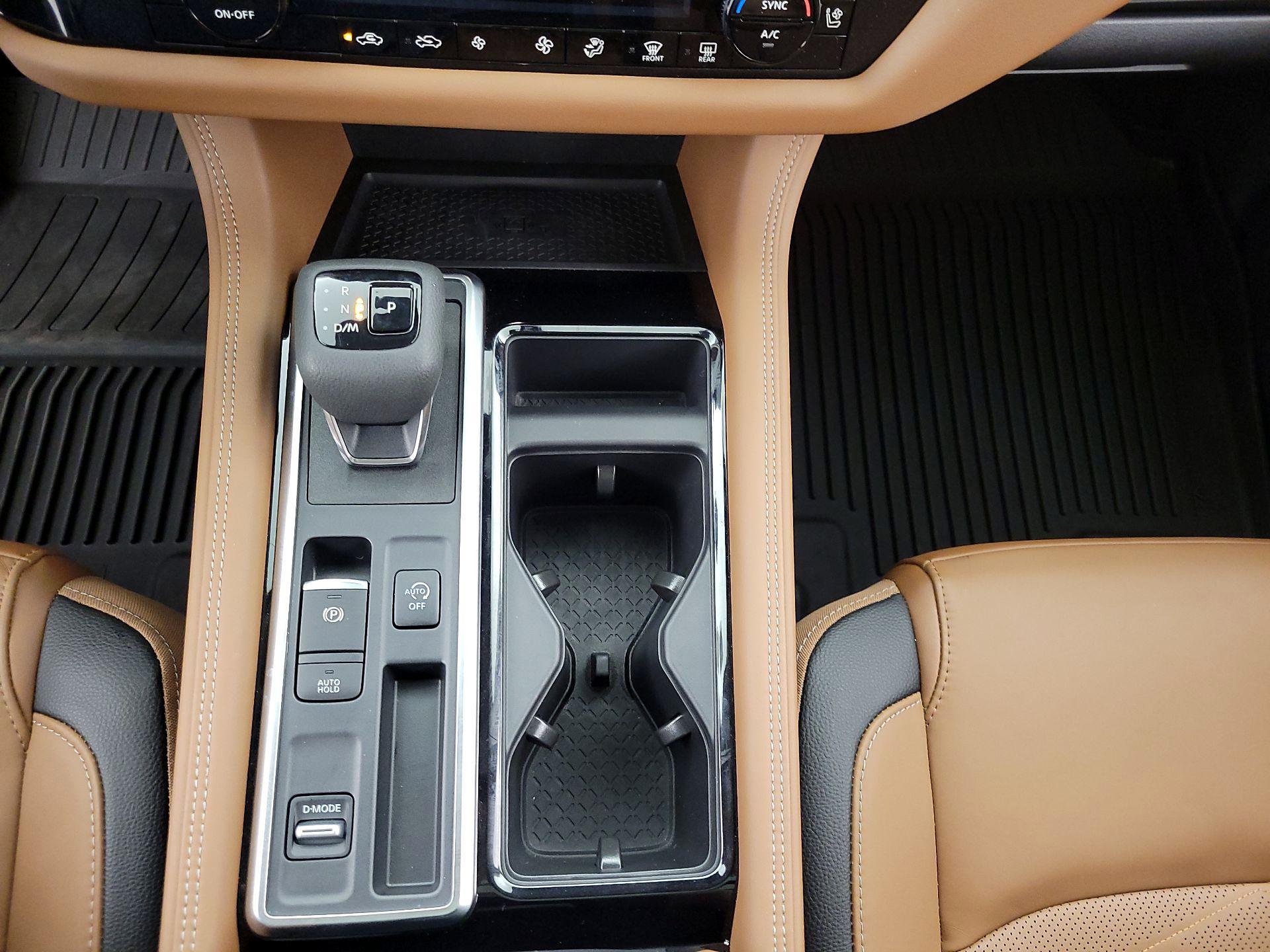 Thumbnail: 2023 Nissan Pathfinder - 18