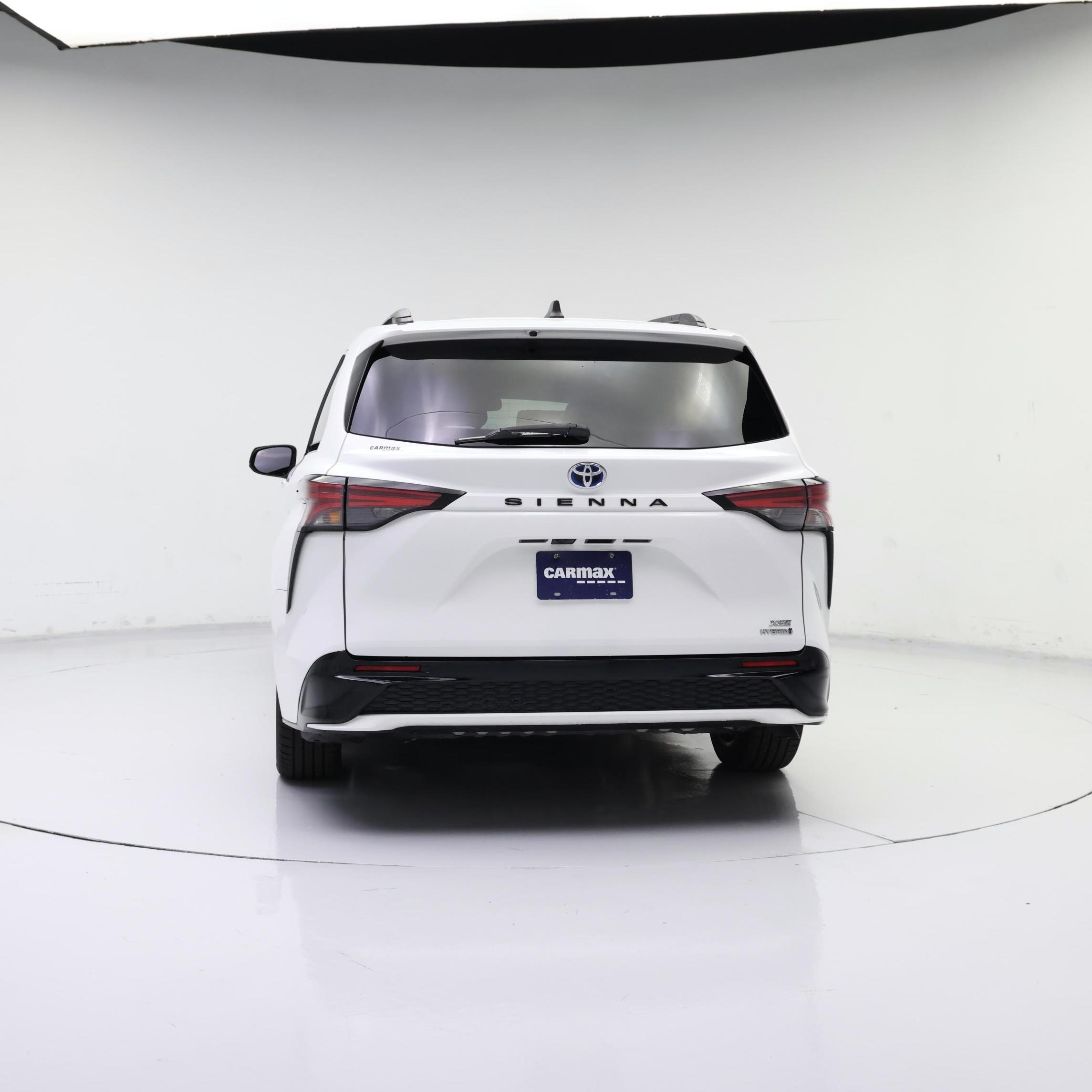 Thumbnail: 2021 Toyota Sienna - 6