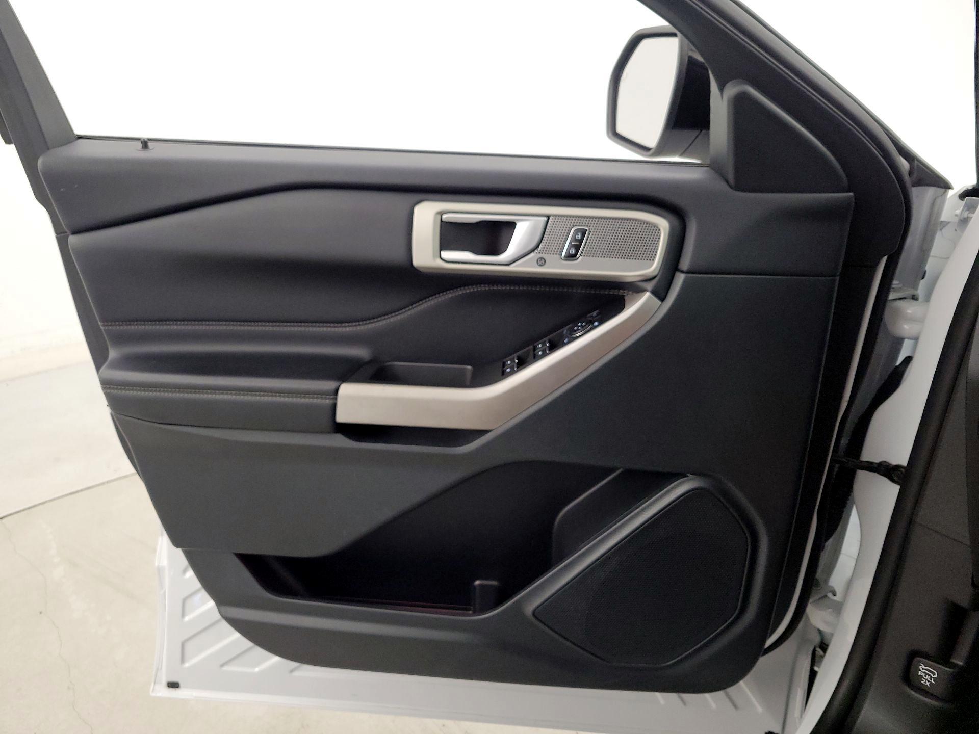 Thumbnail: 2023 Ford Explorer - 12