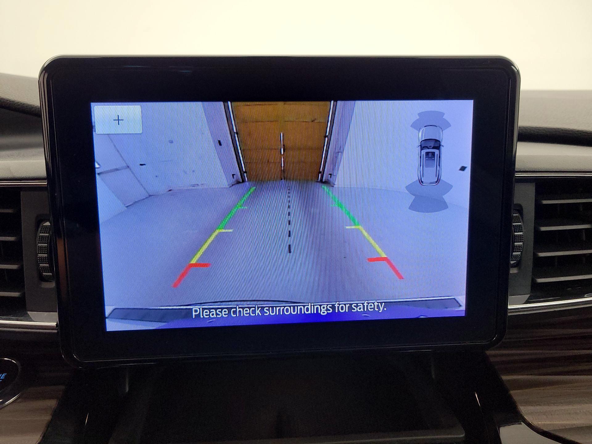 Thumbnail: 2023 Ford Explorer - 14